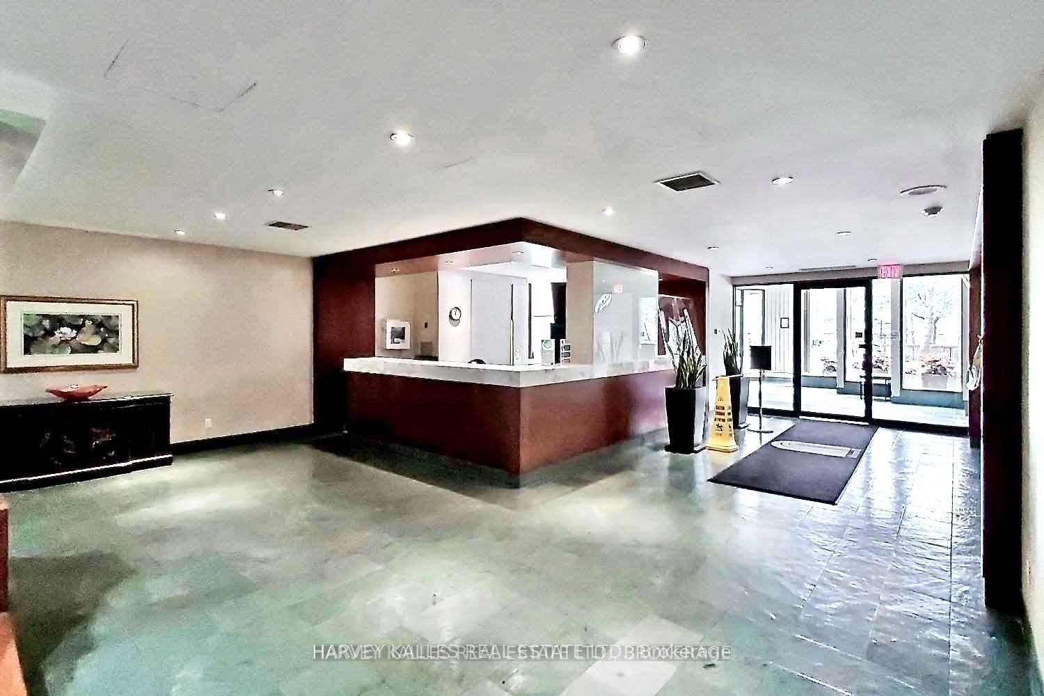 65 Spring Garden Avenue 1811, Toronto, ON M2N 6H9 photo 4
