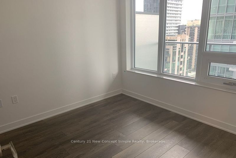 195 Redpath Avenue 2515, Toronto, ON M4P 0E4