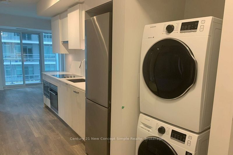 195 Redpath Avenue 2515, Toronto, ON M4P 0E4 photo 5