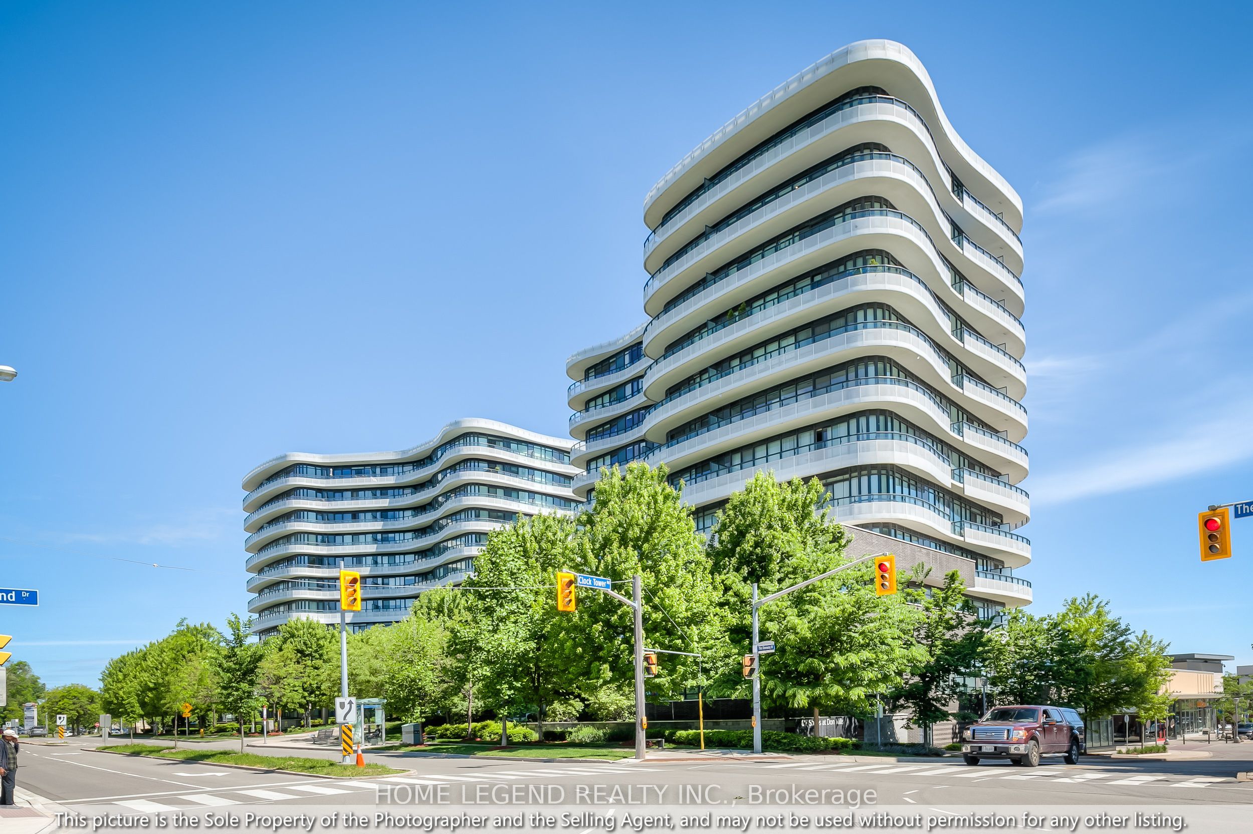 99 The Donway Way 802, Toronto, ON M3C 0N8