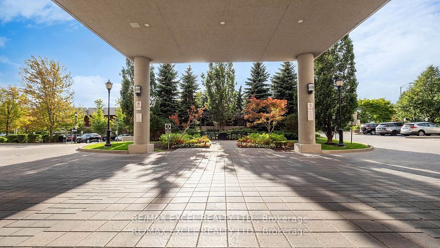 135 S Wynford Drive 1204, Toronto, ON M3C 0J4 photo 5