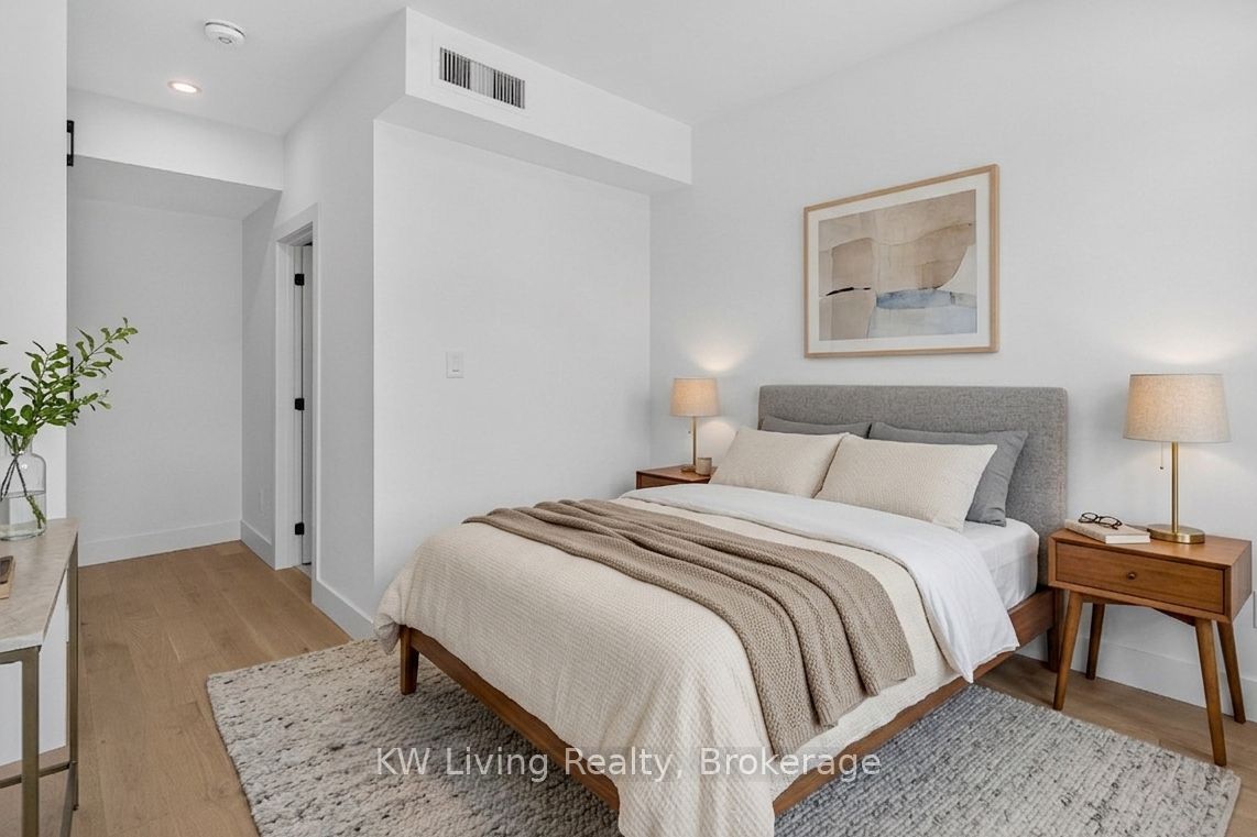 484 Westmount Avenue, Toronto, ON M6E 3N5 photo 3