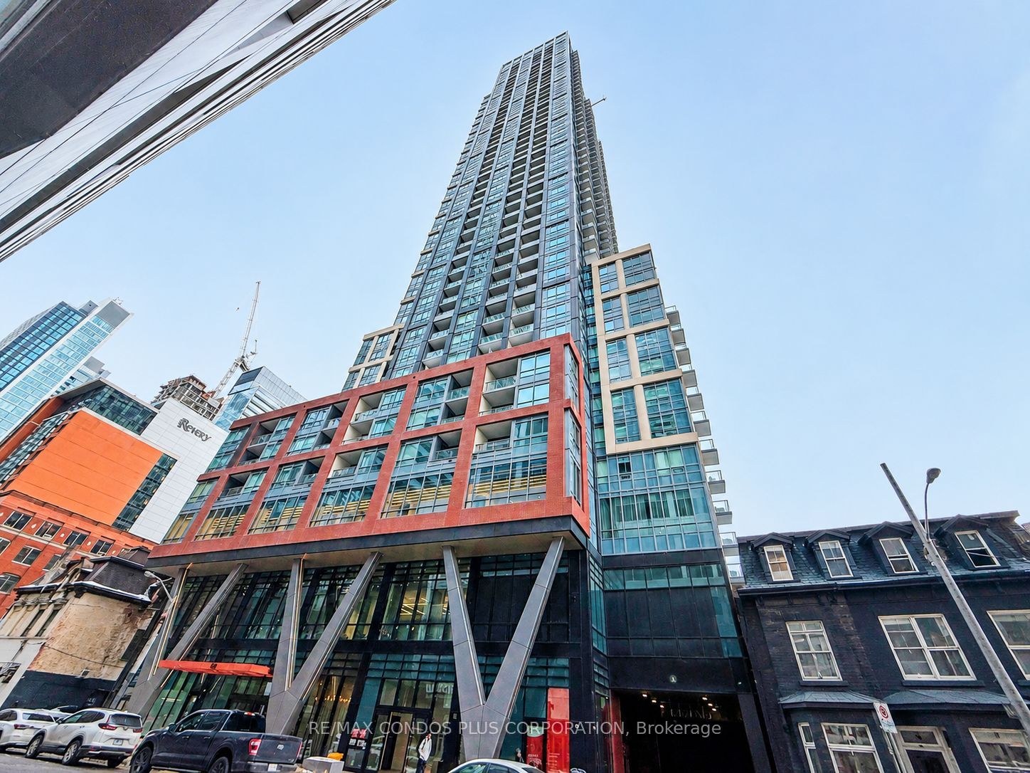 108 Peter Street 2101, Toronto, ON M5V 0W2