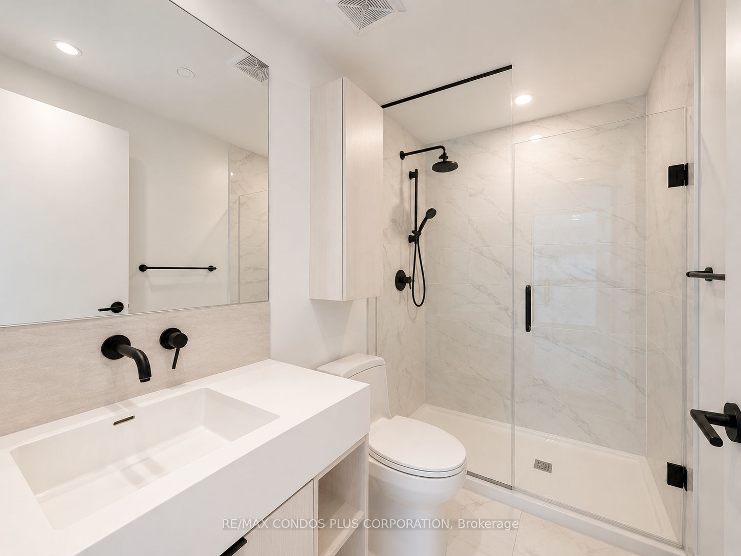 108 Peter Street 2101, Toronto, ON M5V 0W2 photo 4