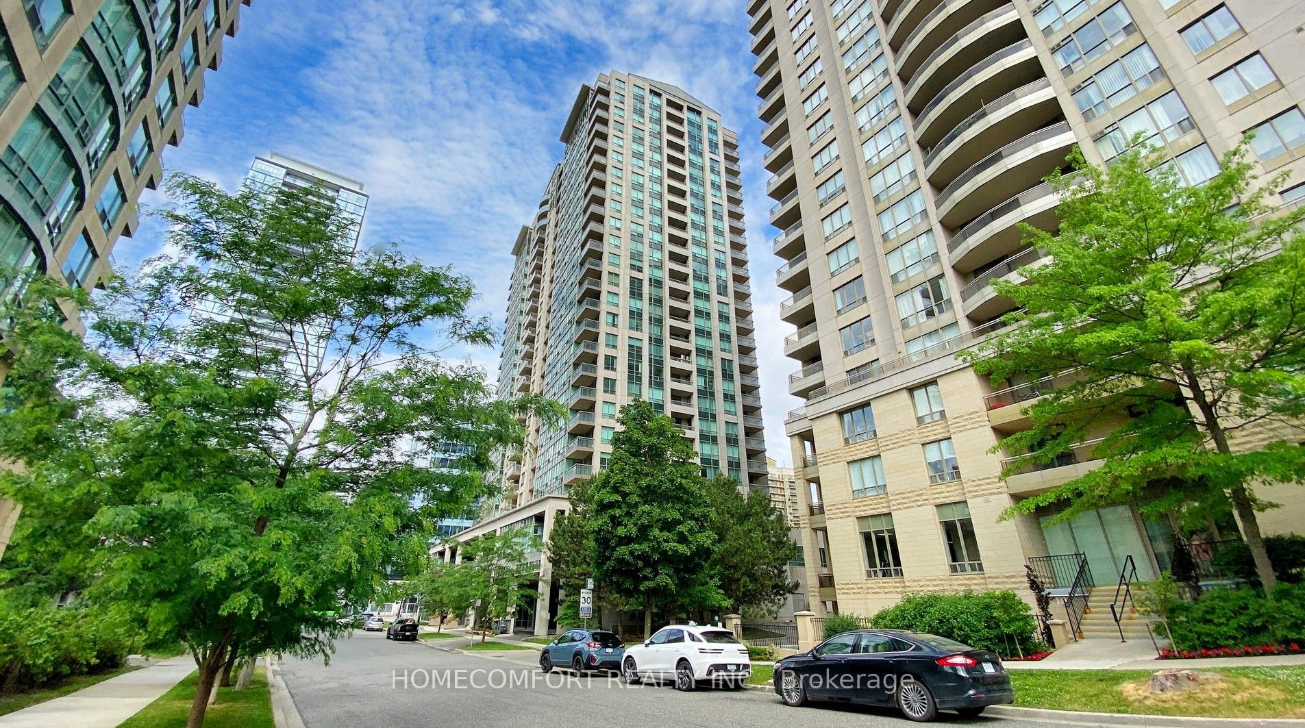 18 Parkview Avenue 312, Toronto, ON M2N 7H7 photo 2