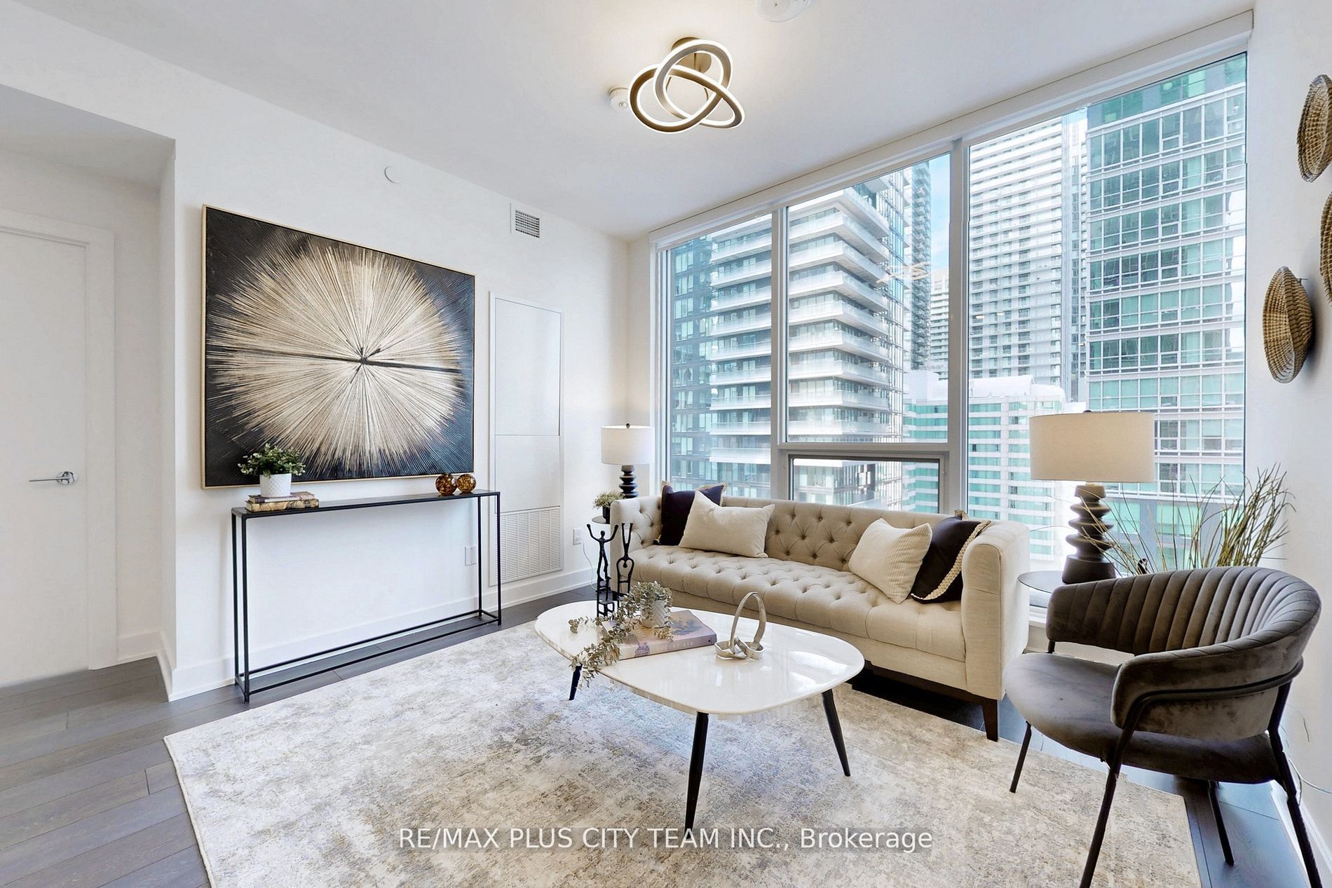 35 Mercer Street 1613, Toronto, ON M5V 0V1 photo 2