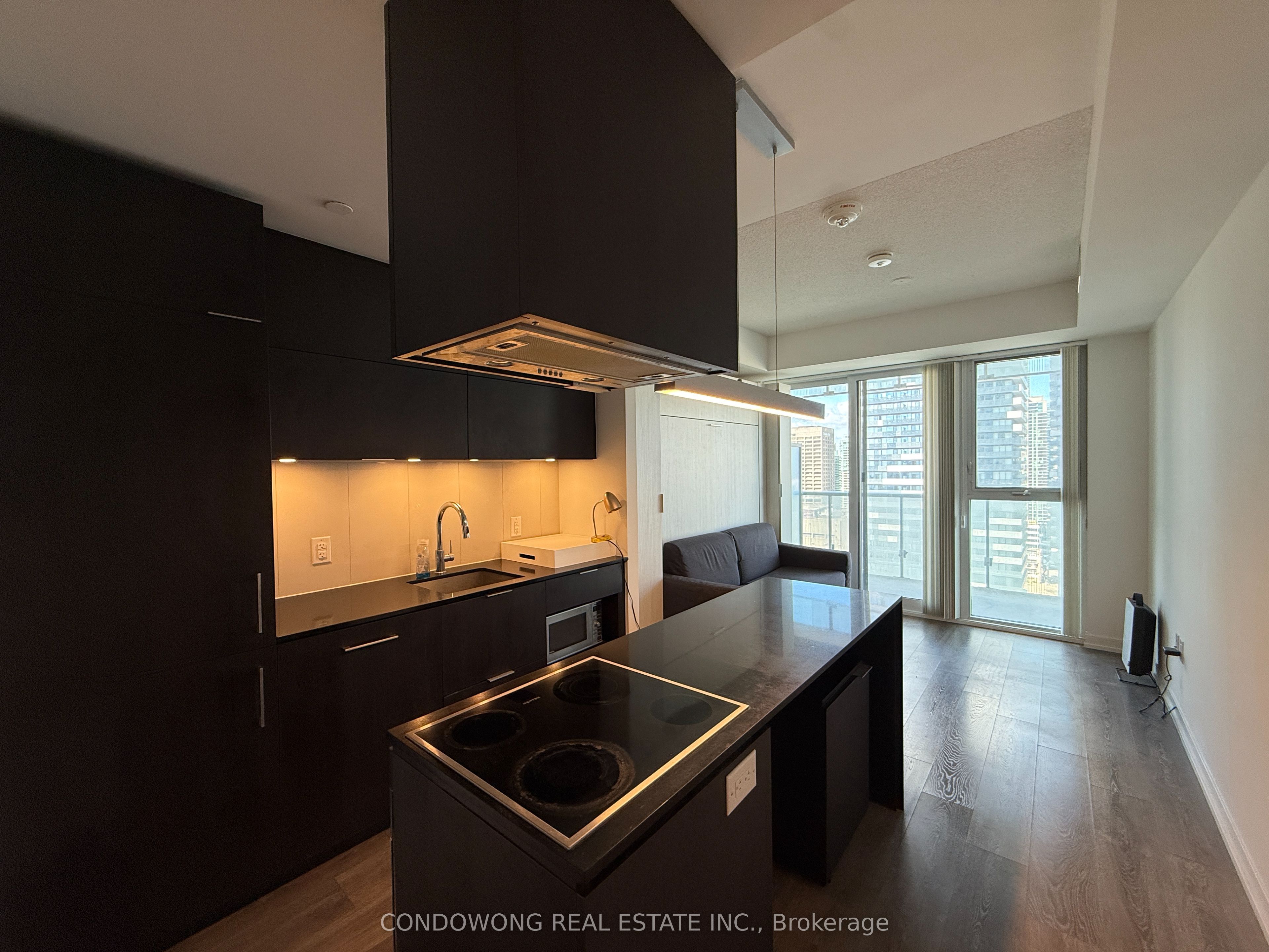 15 Lower Jarvis Street 1909, Toronto, ON M5E 0C4