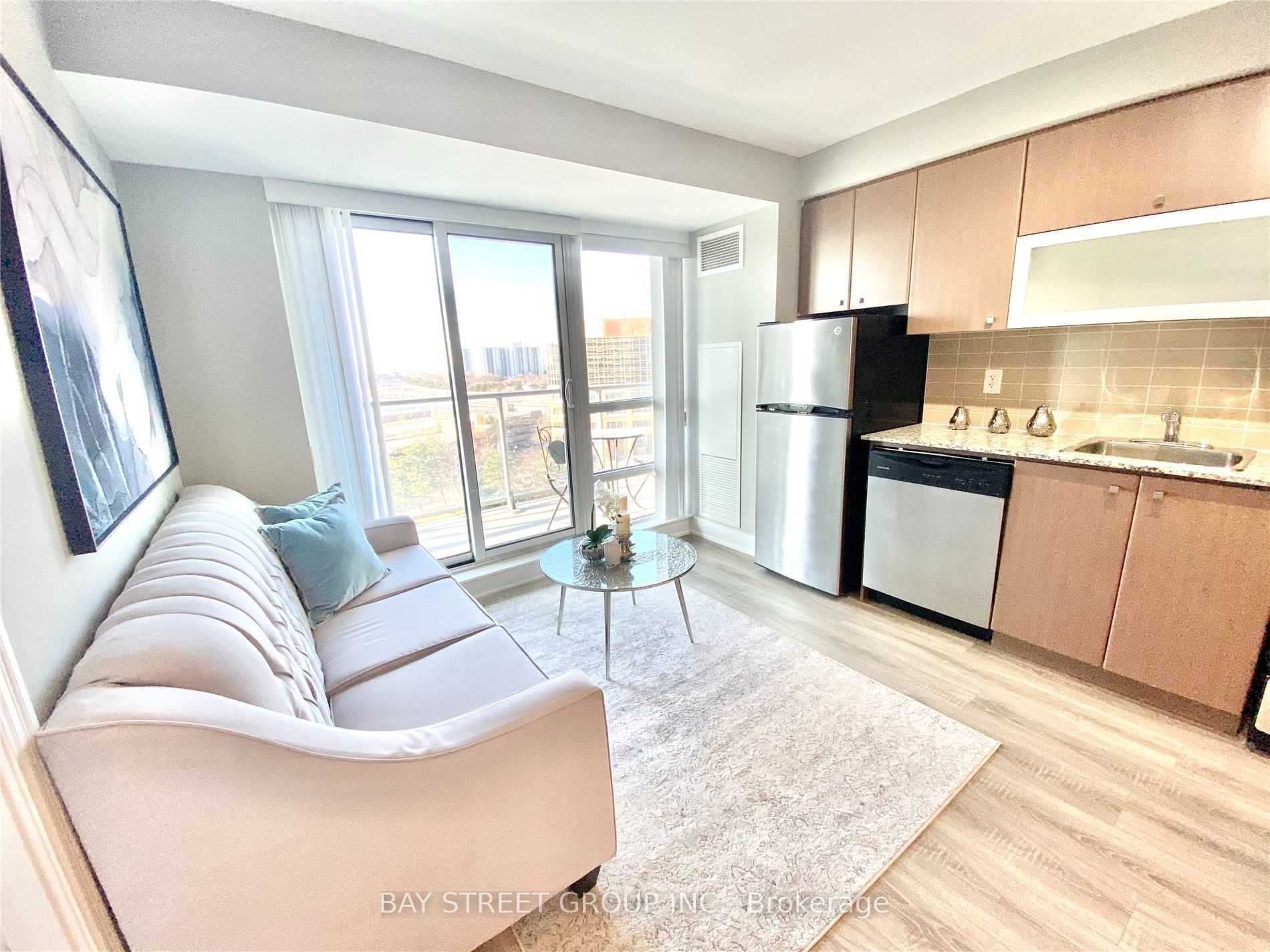 2015 Sheppard Avenue E 801, Toronto, ON M2J 0B3 photo 4