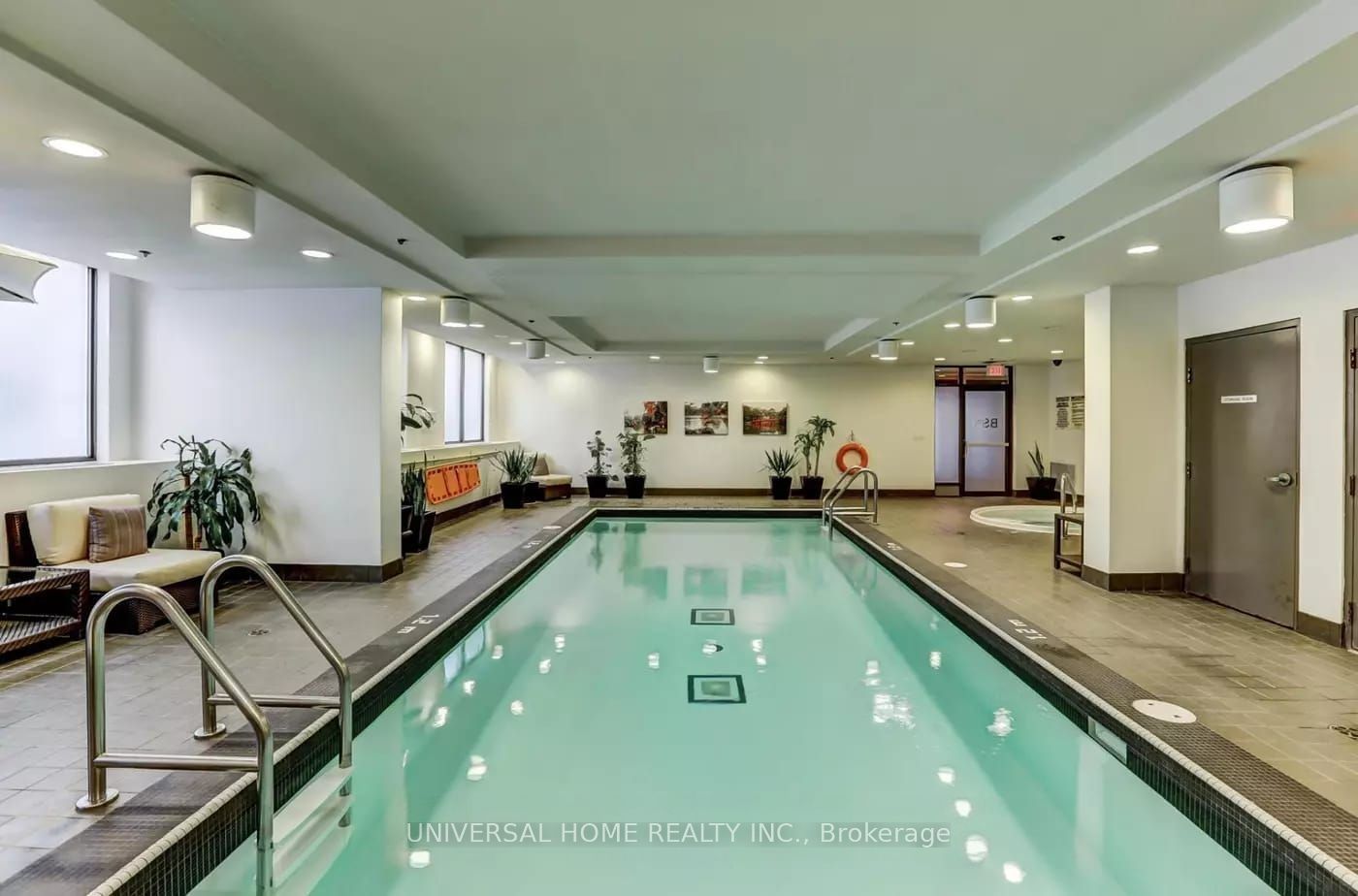 35 Hayden Street 1003, Toronto, ON M4Y 3C3 photo 5