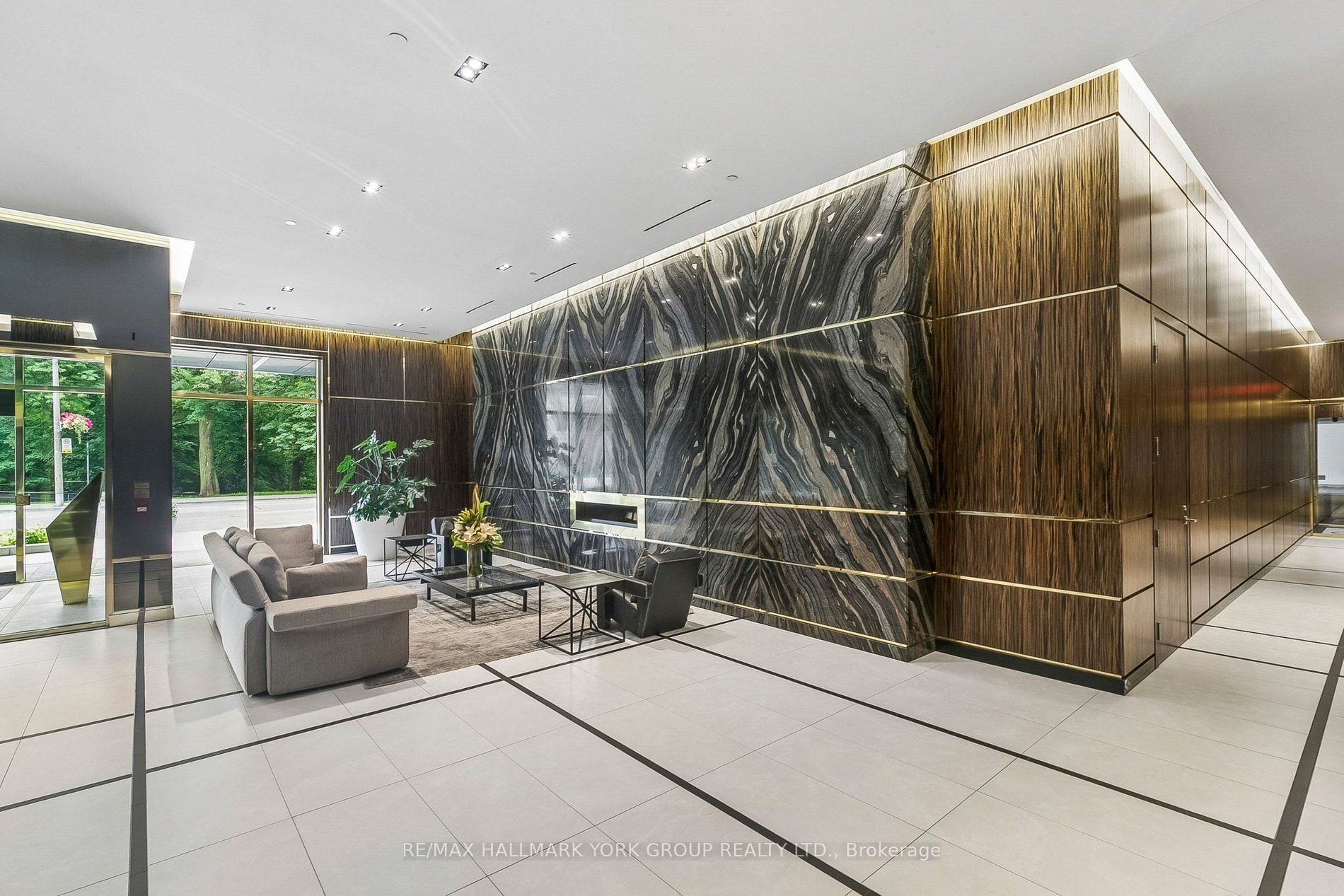 3018 Yonge Street 606, Toronto, ON M4N 2K4 photo 3