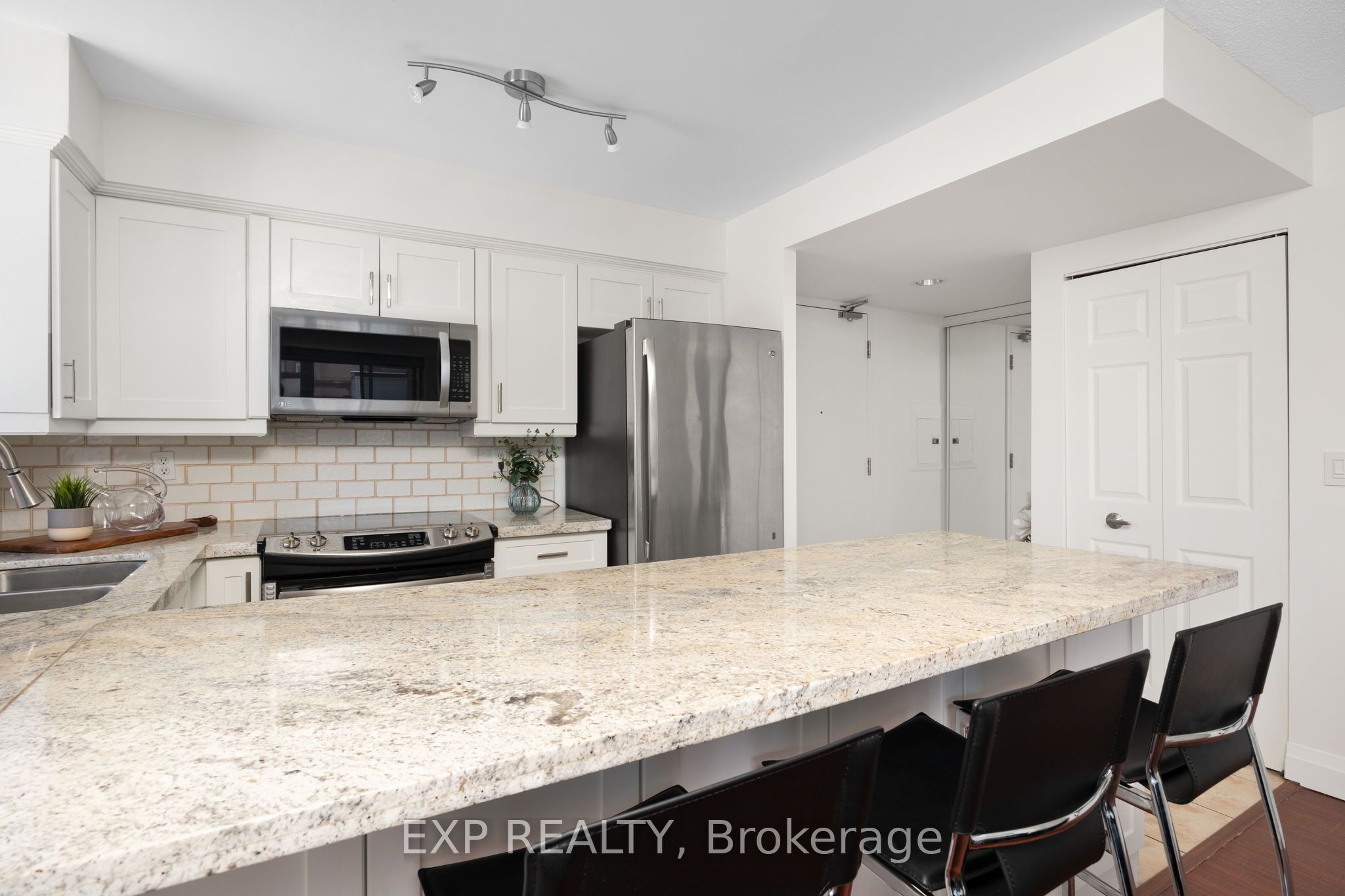 311 Richmond Street E 802, Toronto, ON M5A 4S8 photo 4
