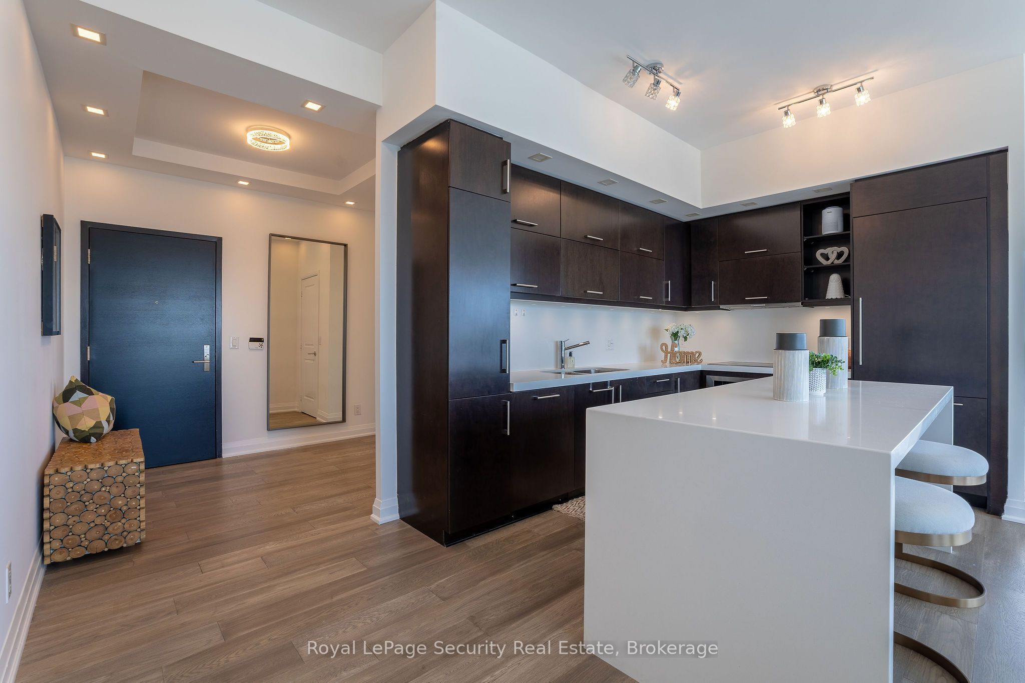 1080 Bay Street 5301, Toronto, ON M5S 0A6 photo 3