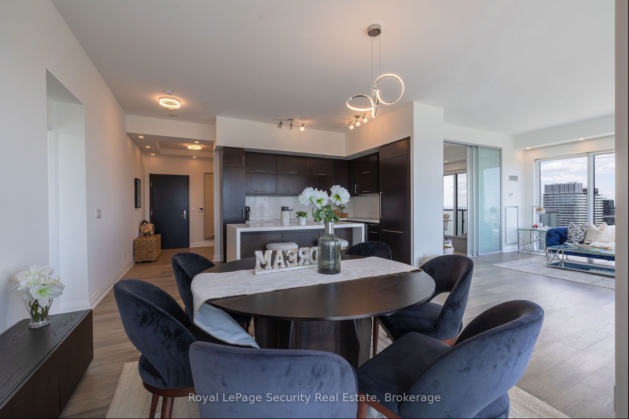 1080 Bay Street 5301, Toronto, ON M5S 0A6 photo 5