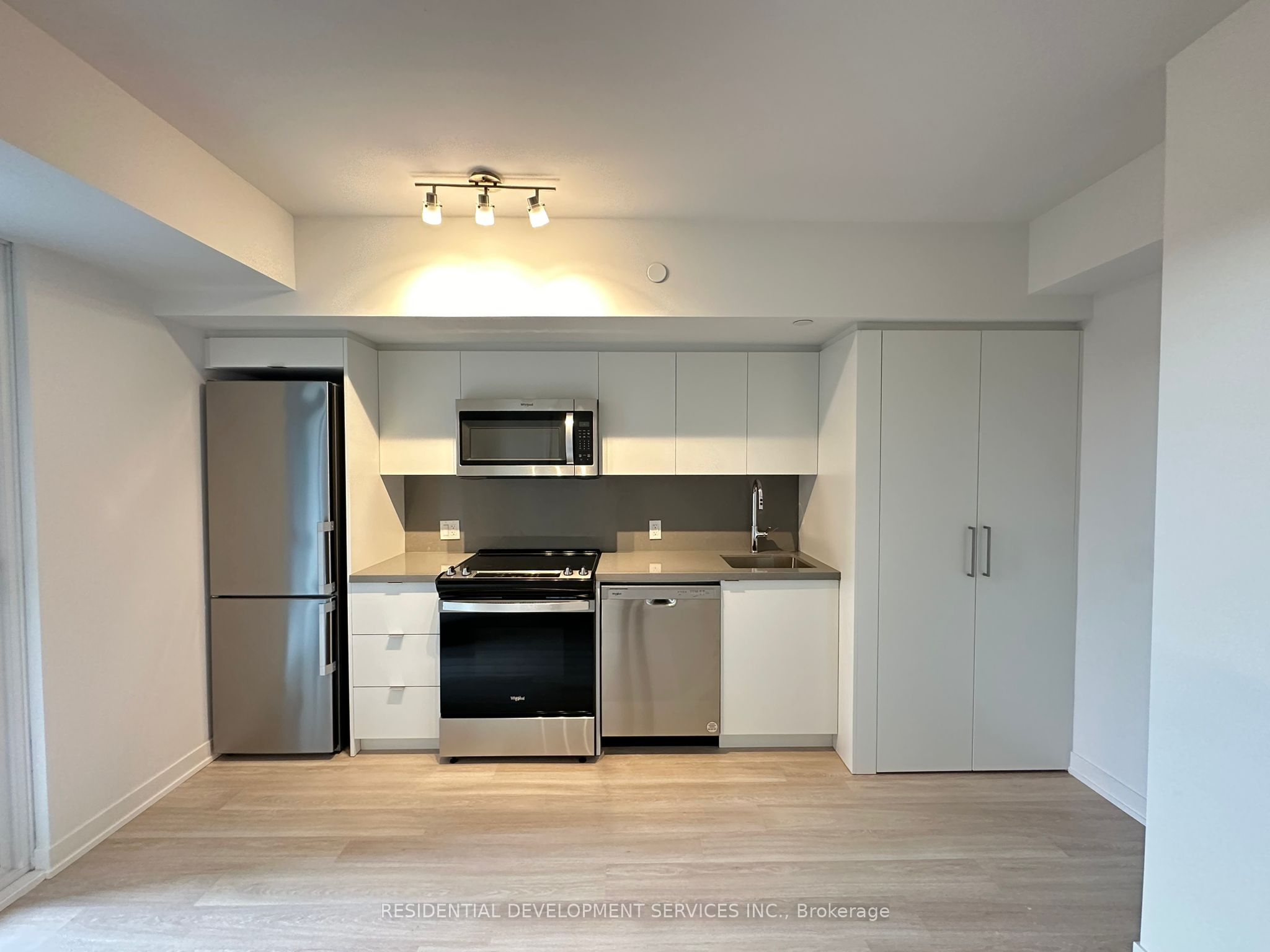 500 Wilson Avenue 627, Toronto, ON M3H 0E5 photo 3