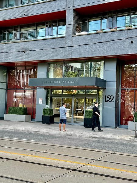 159 Dundas Street E 4206, Toronto, ON M5B 0A9 photo 2