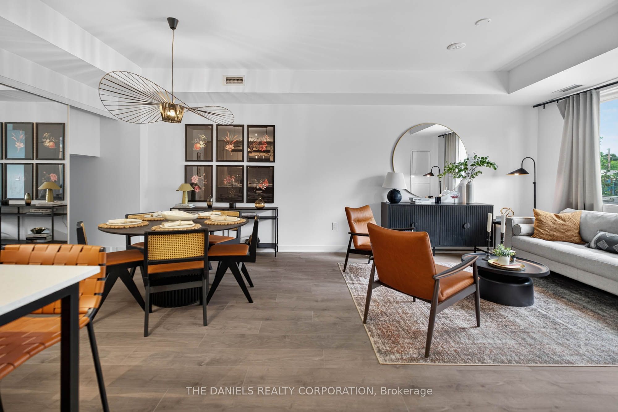10 Oak Street 106, Toronto, ON M5A 0Y7