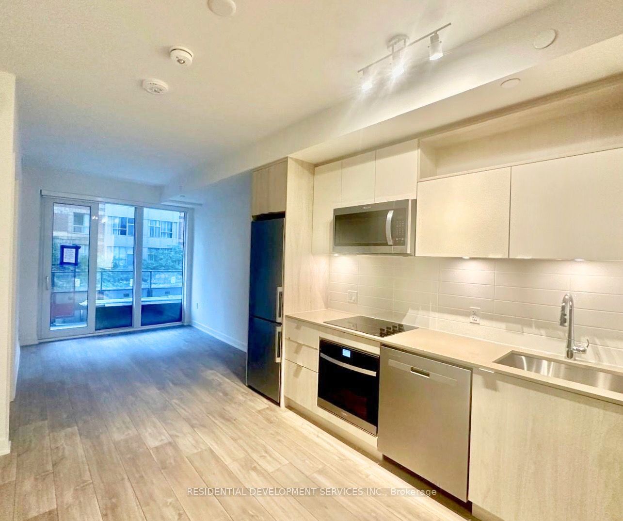 70 Princess Street 311, Toronto, ON M5A 0X6 photo 5