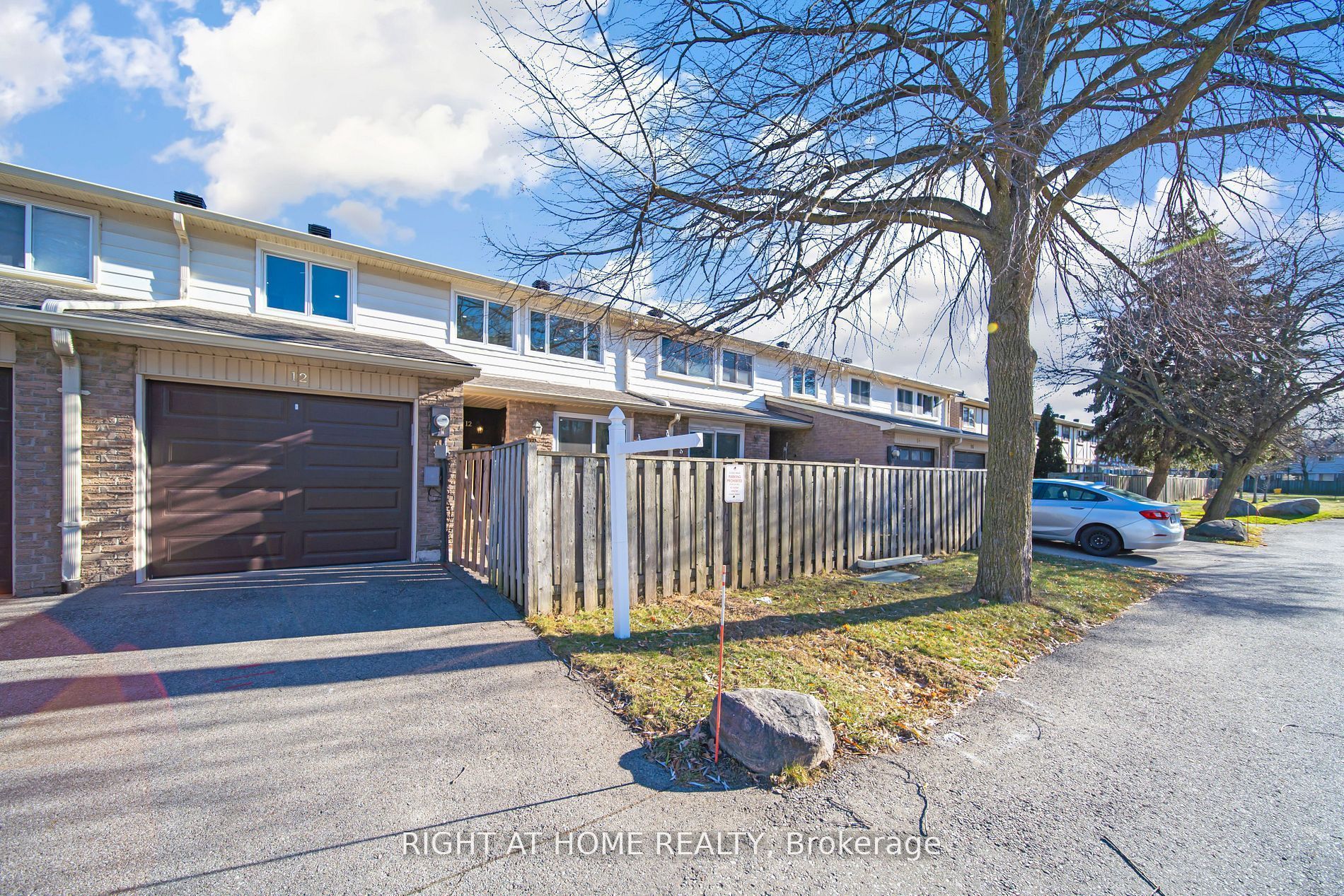 12 Lace Fern Way, Toronto, ON M2J 4L9 photo 2