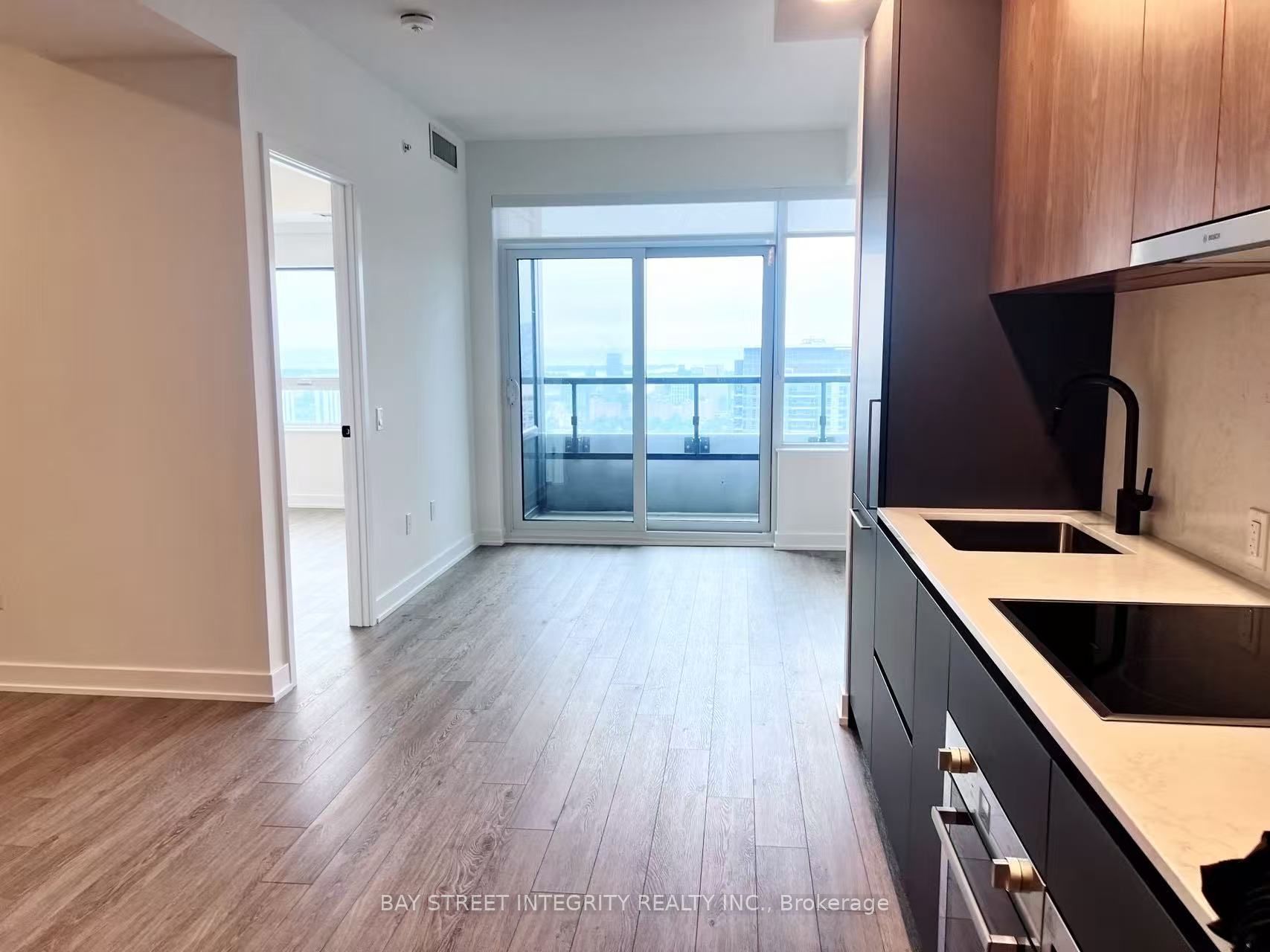 609 Sherbourne Street 4501, Toronto, ON M4X 0A4 photo 2