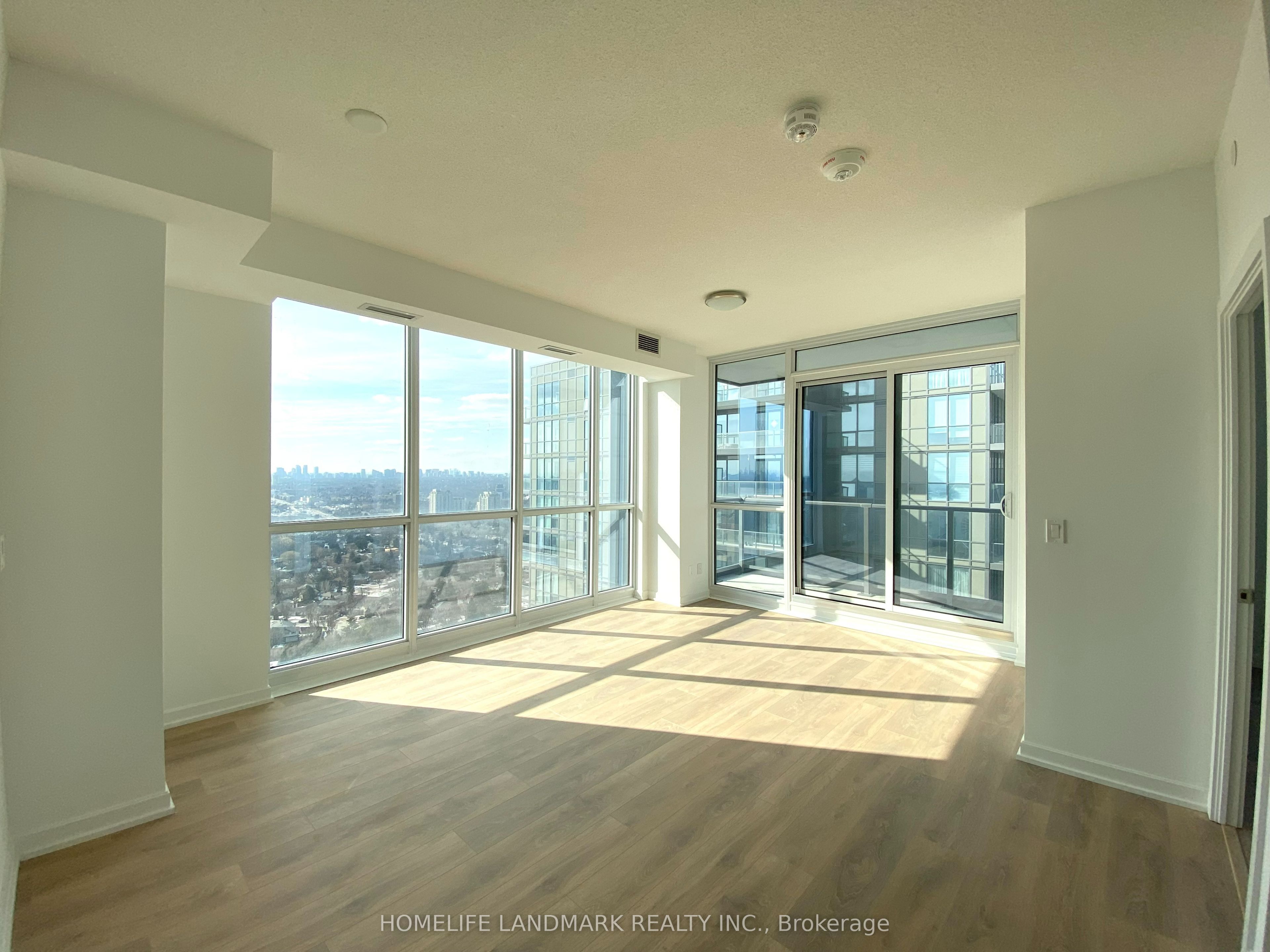 32 Forest Manor Road 2202, Toronto, ON M2J 1M5 photo 4