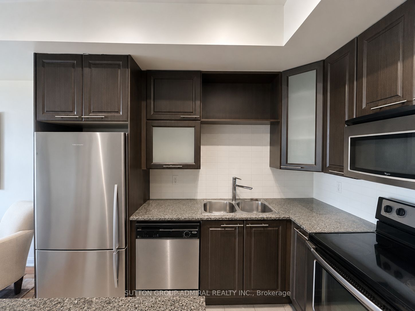 500 Sherbourne Street 1205, Toronto, ON M4X 1L1 photo 3