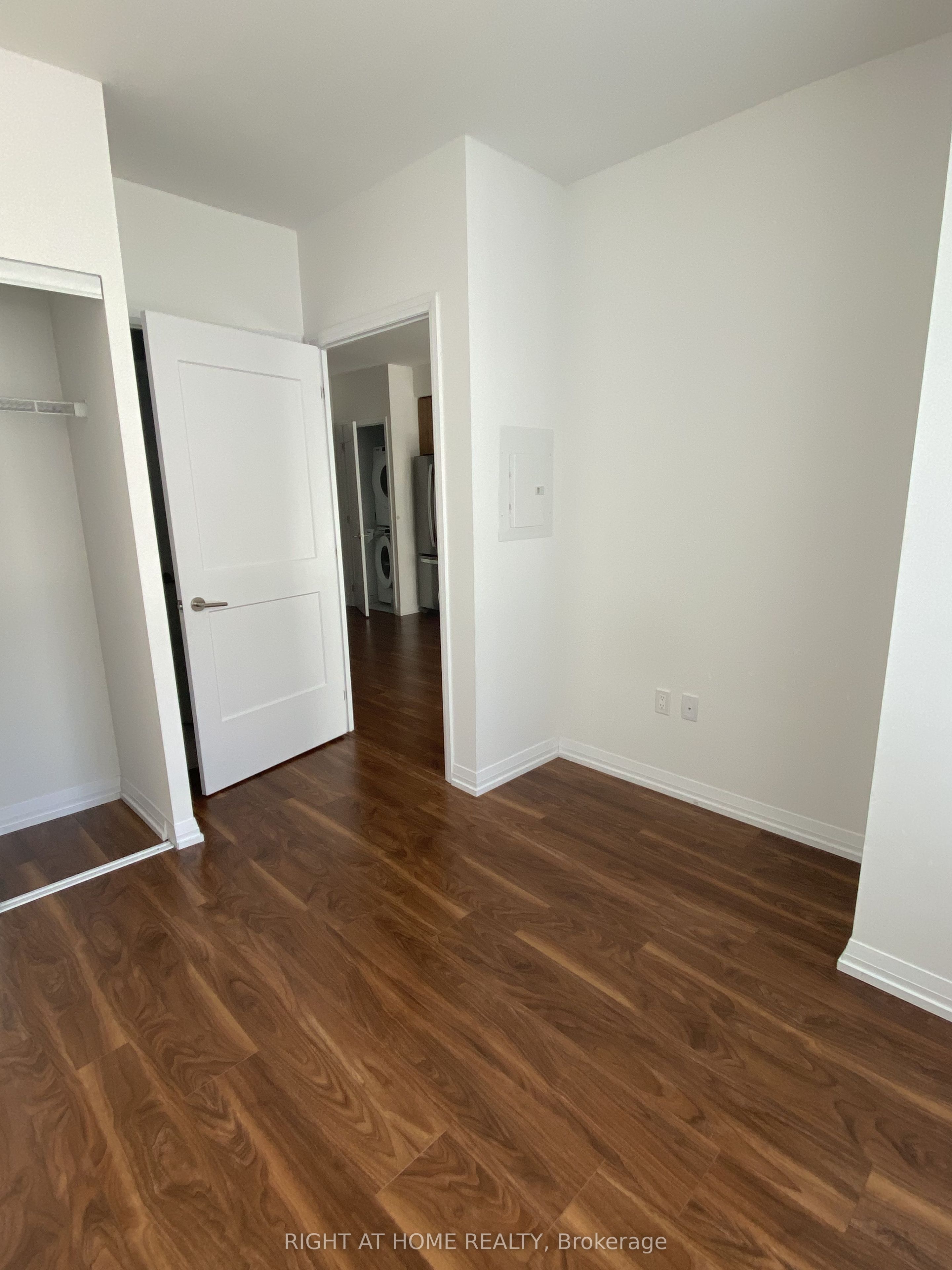 25 Holly Street 1704, Toronto, ON M4S 0E3 photo 4