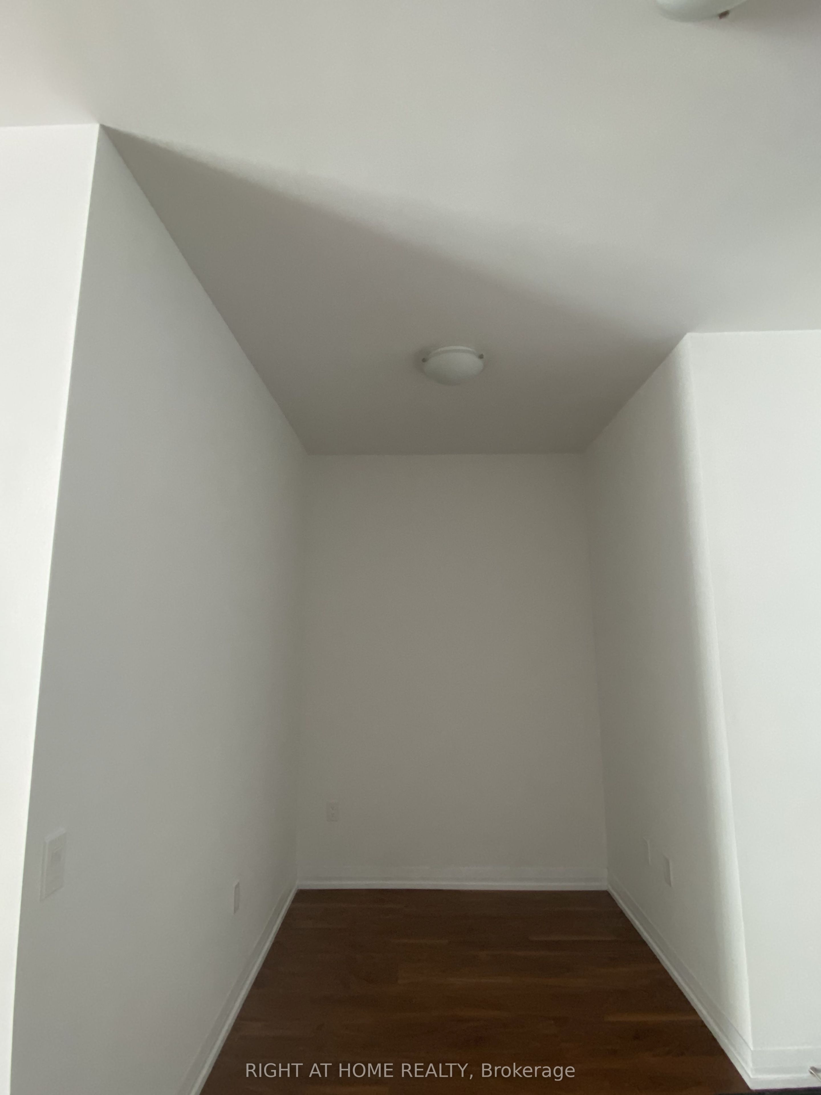 25 Holly Street 1704, Toronto, ON M4S 0E3 photo 5