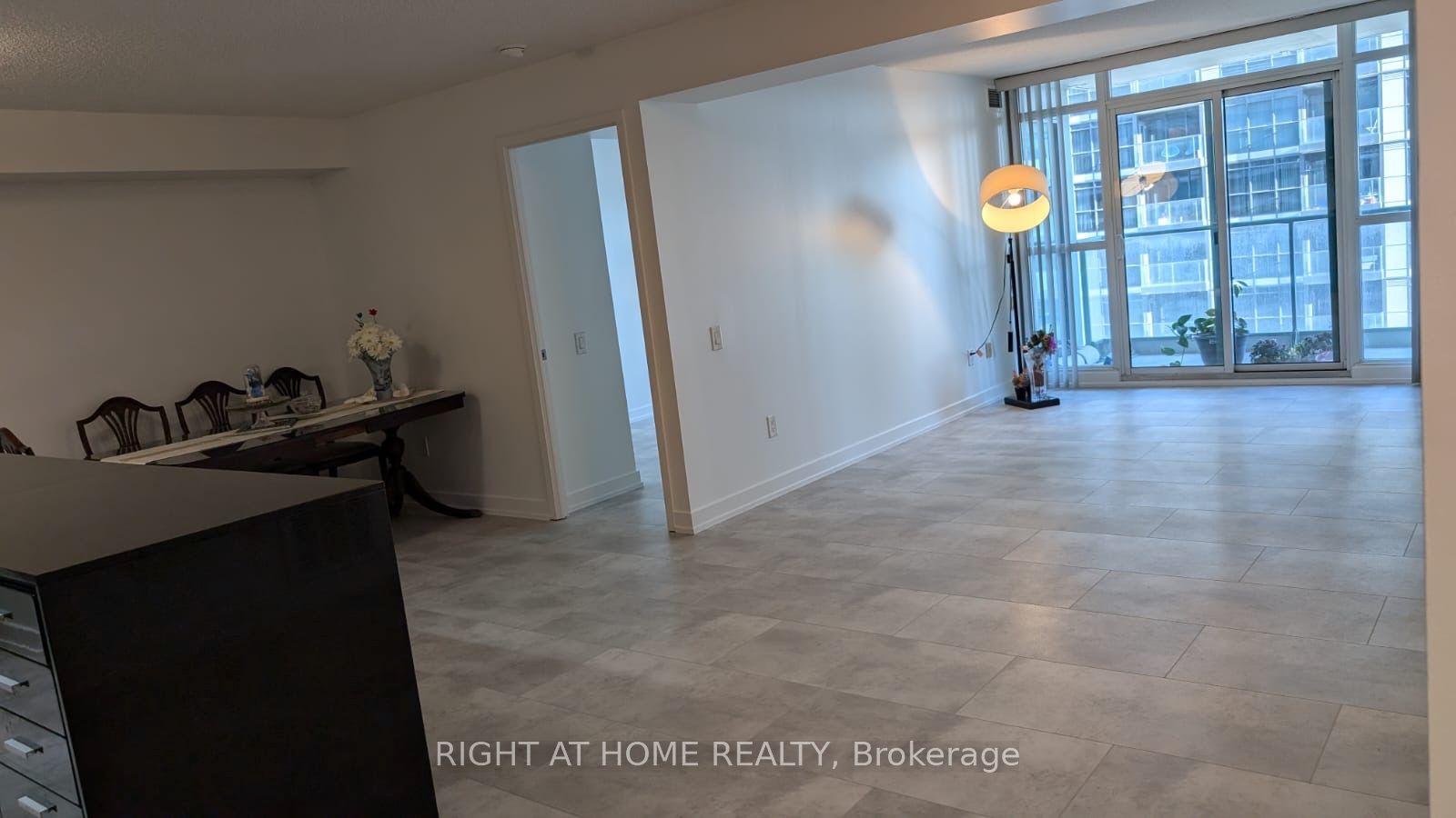 15 Singer Court 916, Toronto, ON M2K 0B2 photo 5