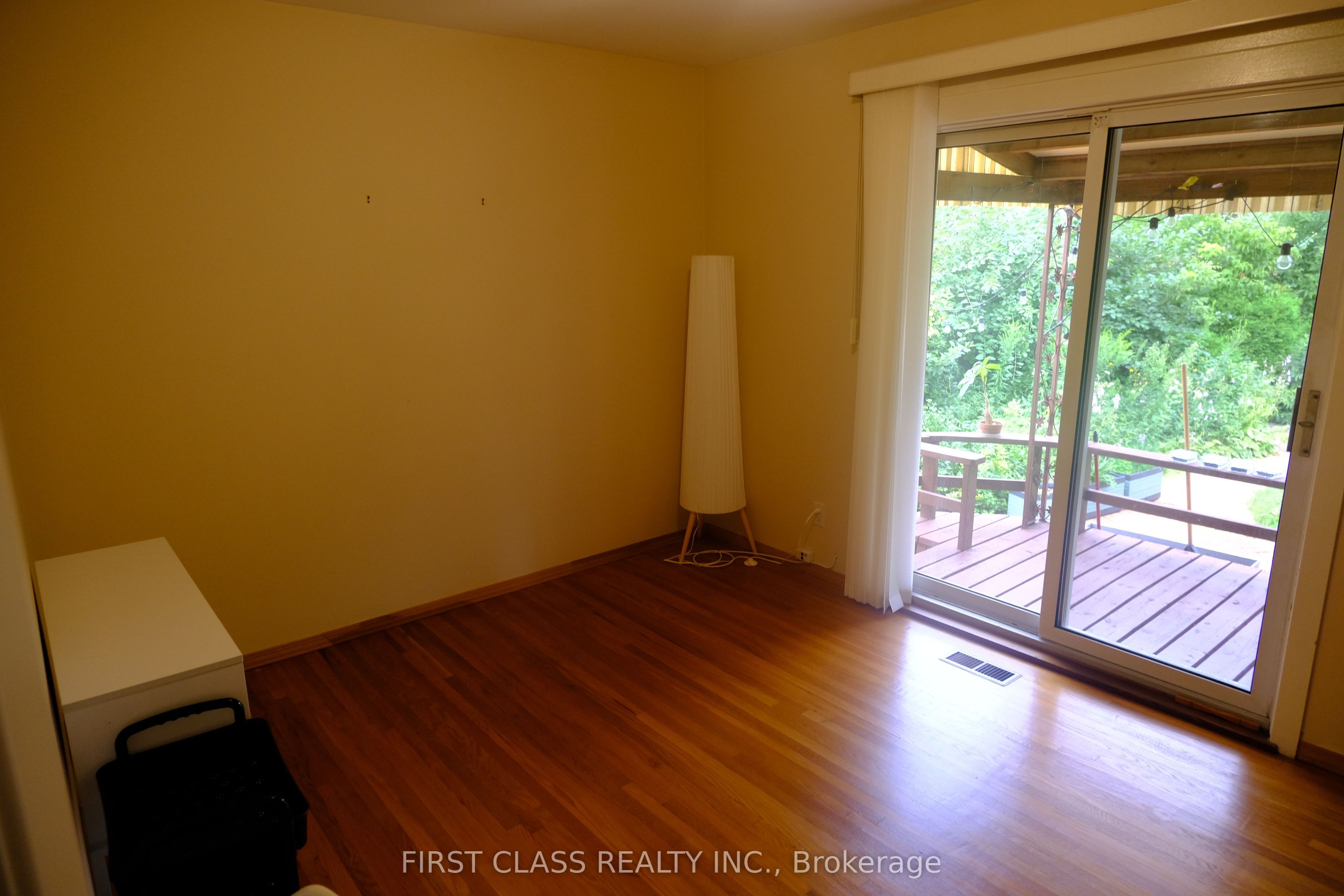 64 Grove Park Crescent, Toronto, ON M2J 2C8 photo 5