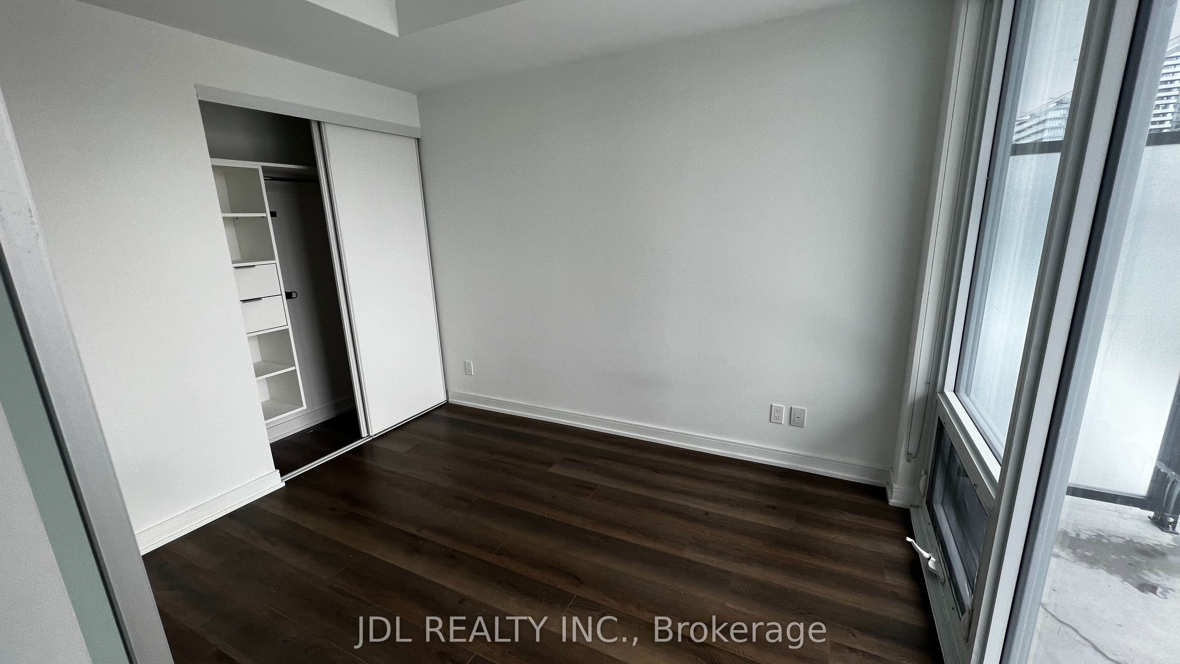 3 Gloucester Street 2003, Toronto, ON M4Y 0C6 photo 5