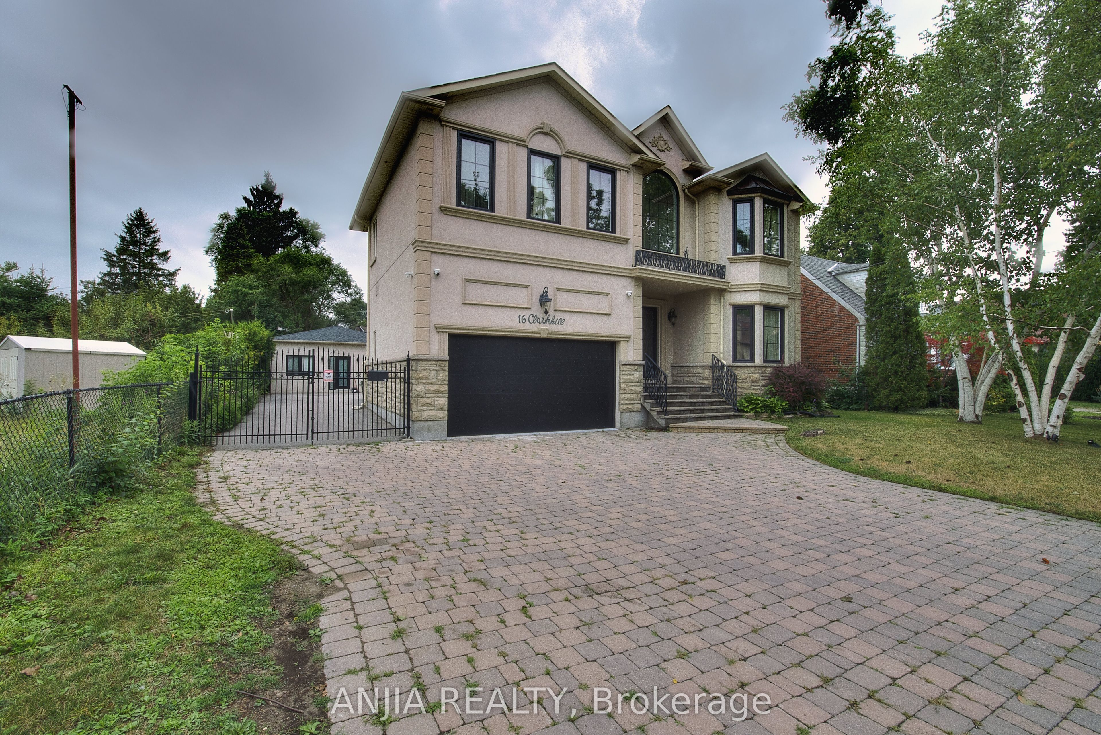16 Clarkhill Street Basement, Toronto, ON M2R 2G7 photo 3