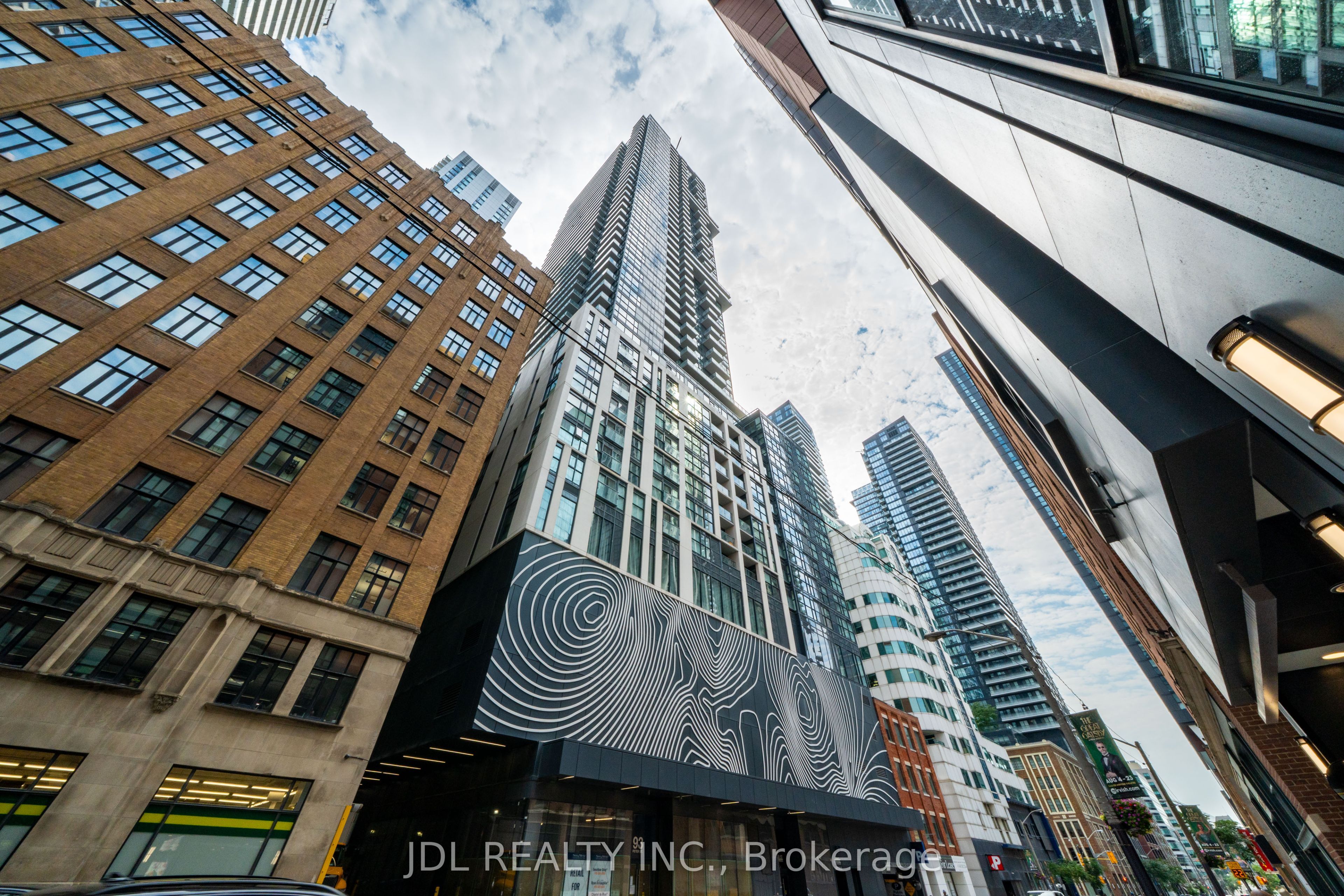 87 Peter Street 1411, Toronto, ON M5V 0P1