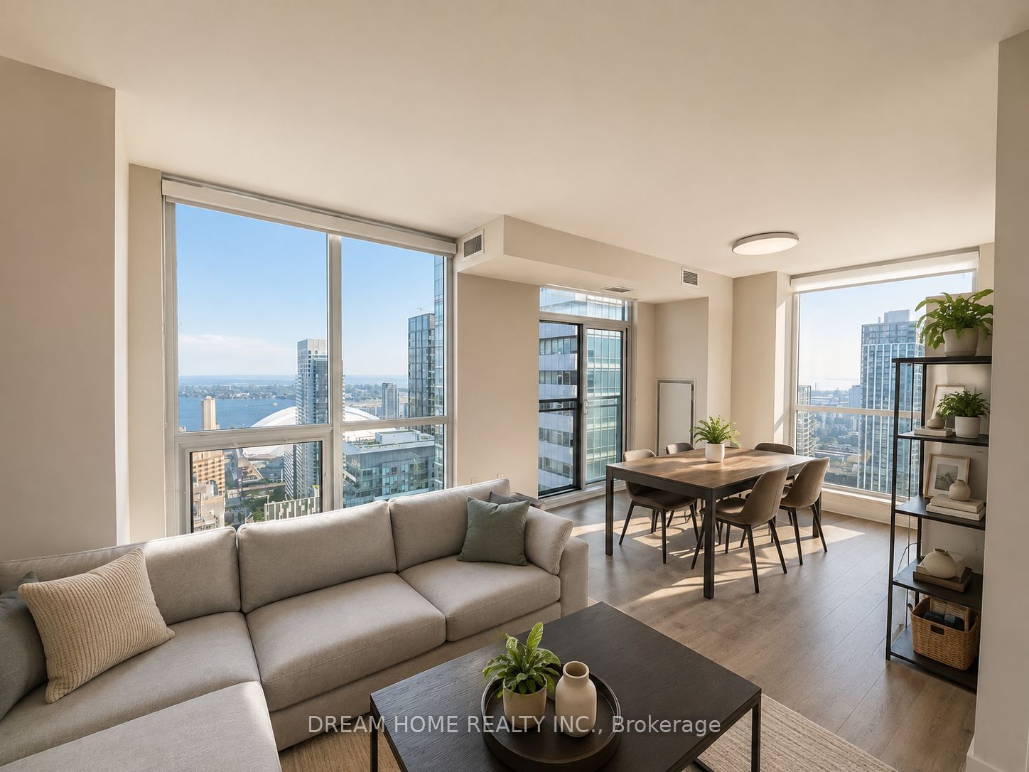 99 John Street 4302, Toronto, ON M5V 0S6 photo 4