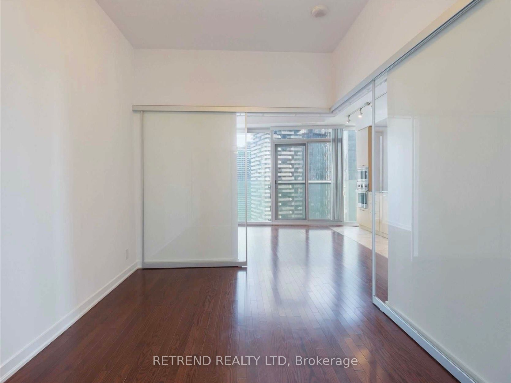 12 York Street 3101, Toronto, ON M5J 0A9 photo 5