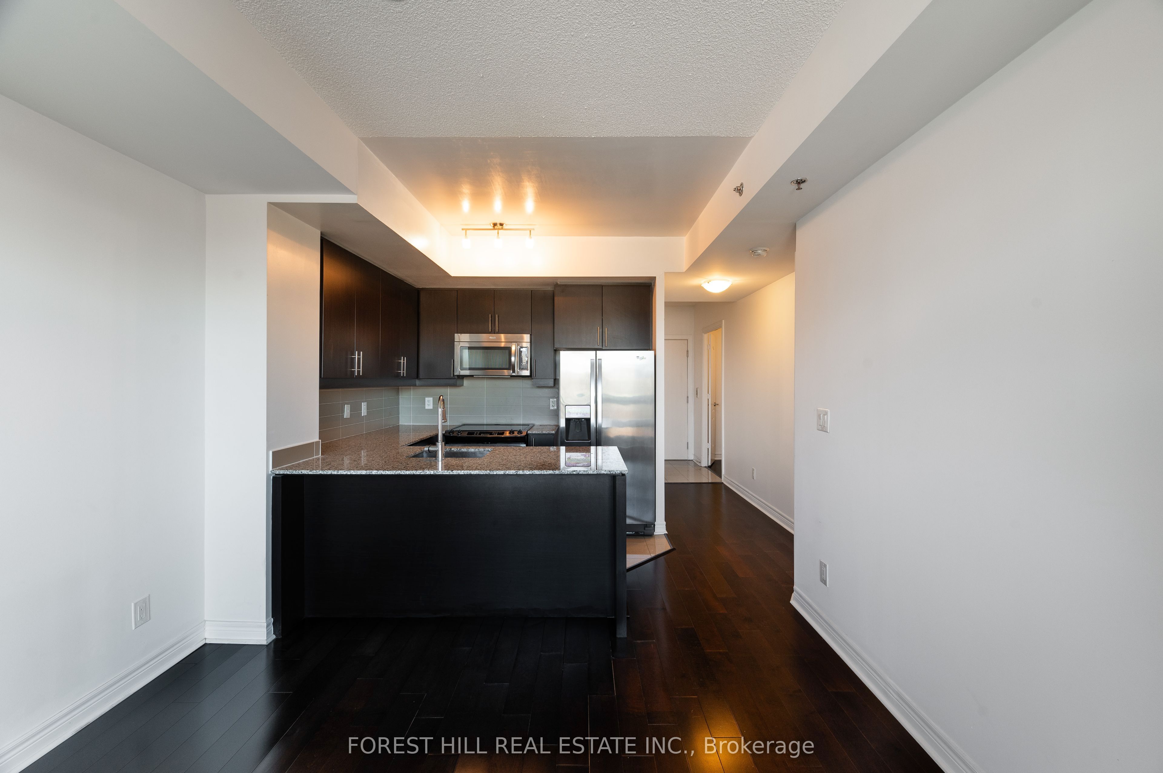 2756 Old Leslie Street 510, Toronto, ON M2K 0E2 photo 2