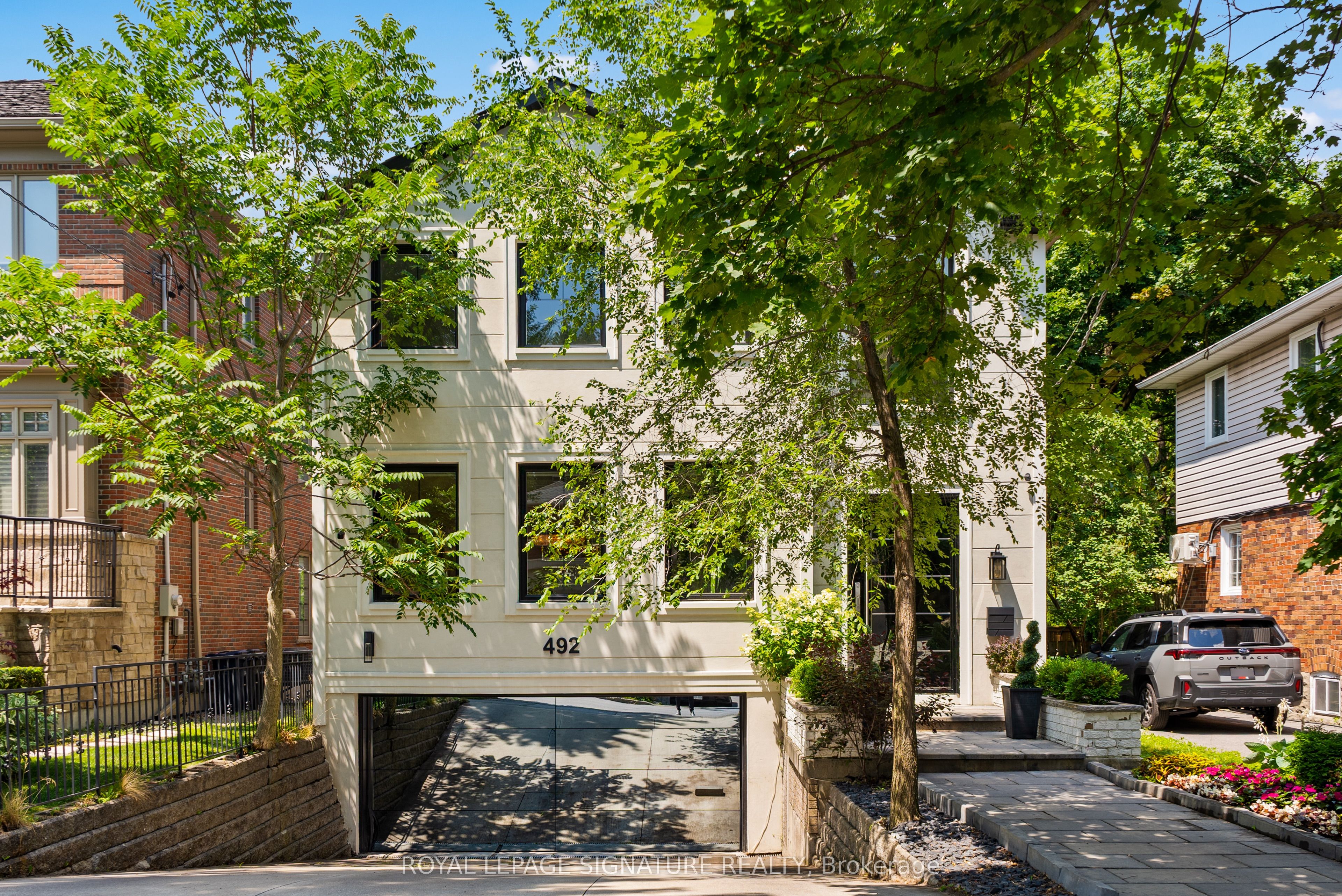 492 Old Orchard Grove, Toronto, ON M5M 2G5