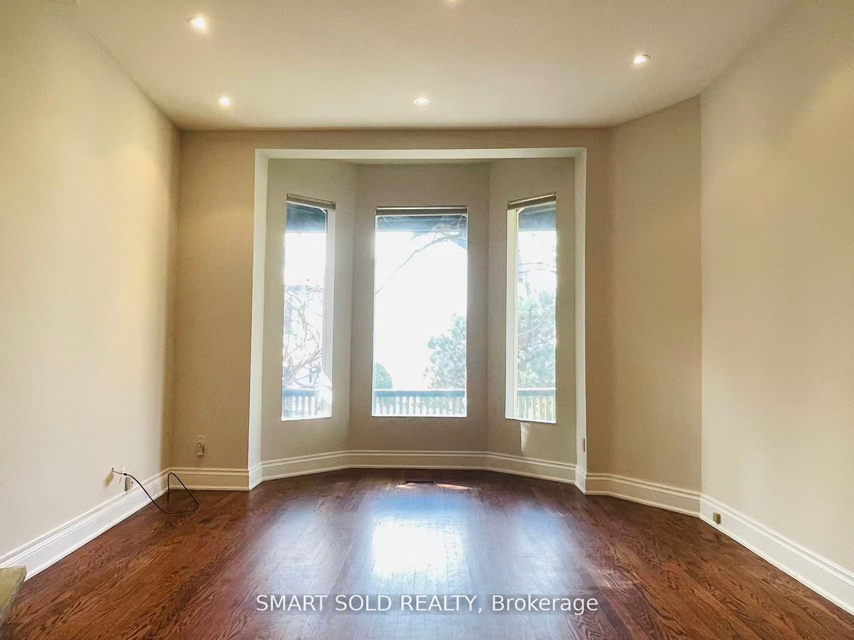 42 Amelia Street, Toronto, ON M4X 1E1 photo 4
