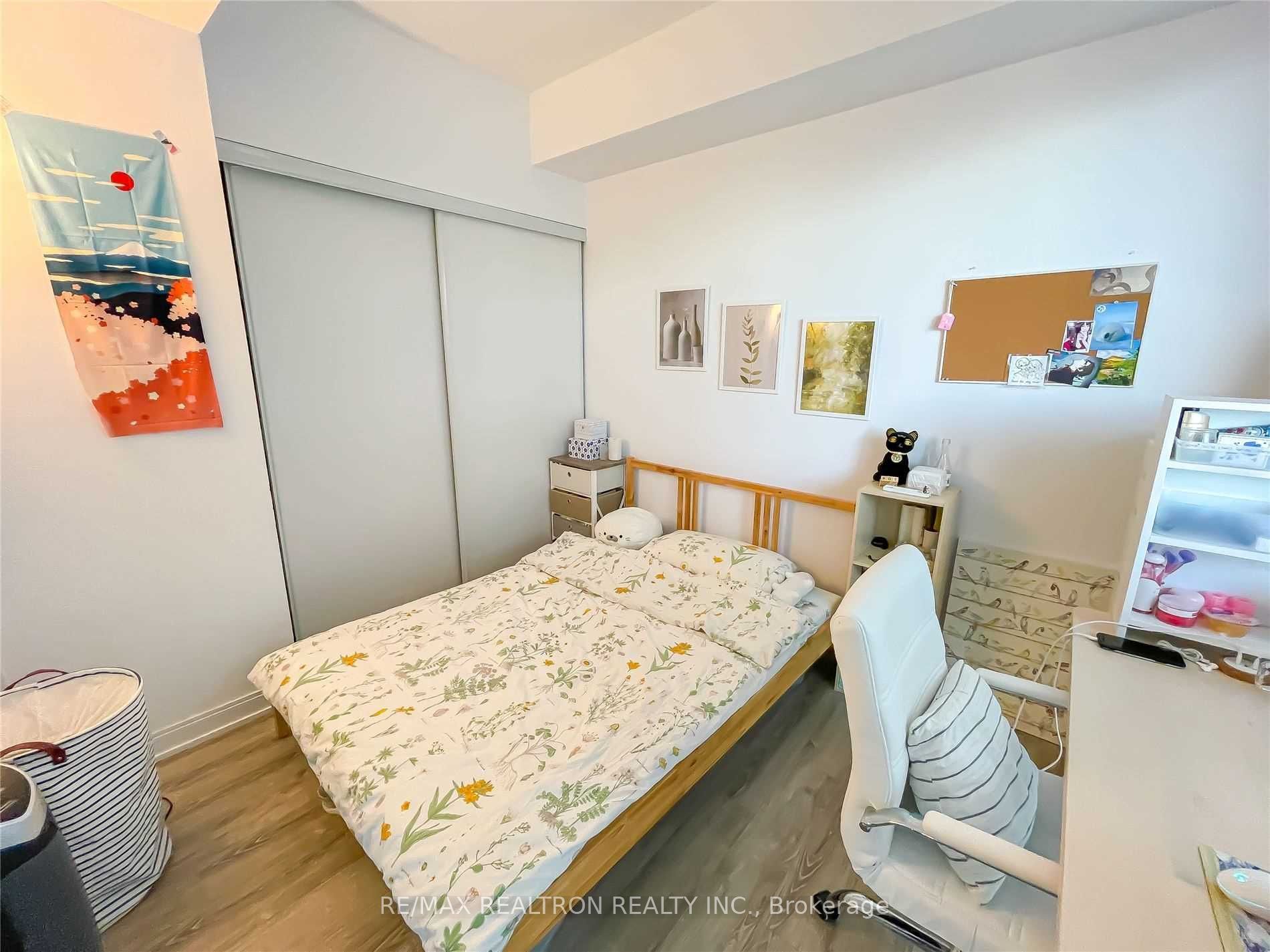 42 Charles Street E 2101, Toronto, ON M4Y 1T1 photo 4