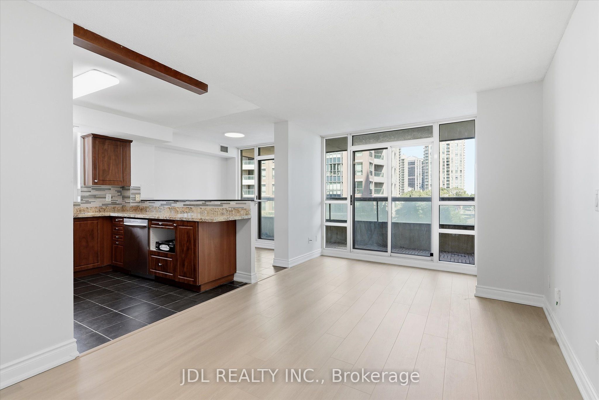 503 Beecroft Road 516, Toronto, ON M2N 0A2 photo 5