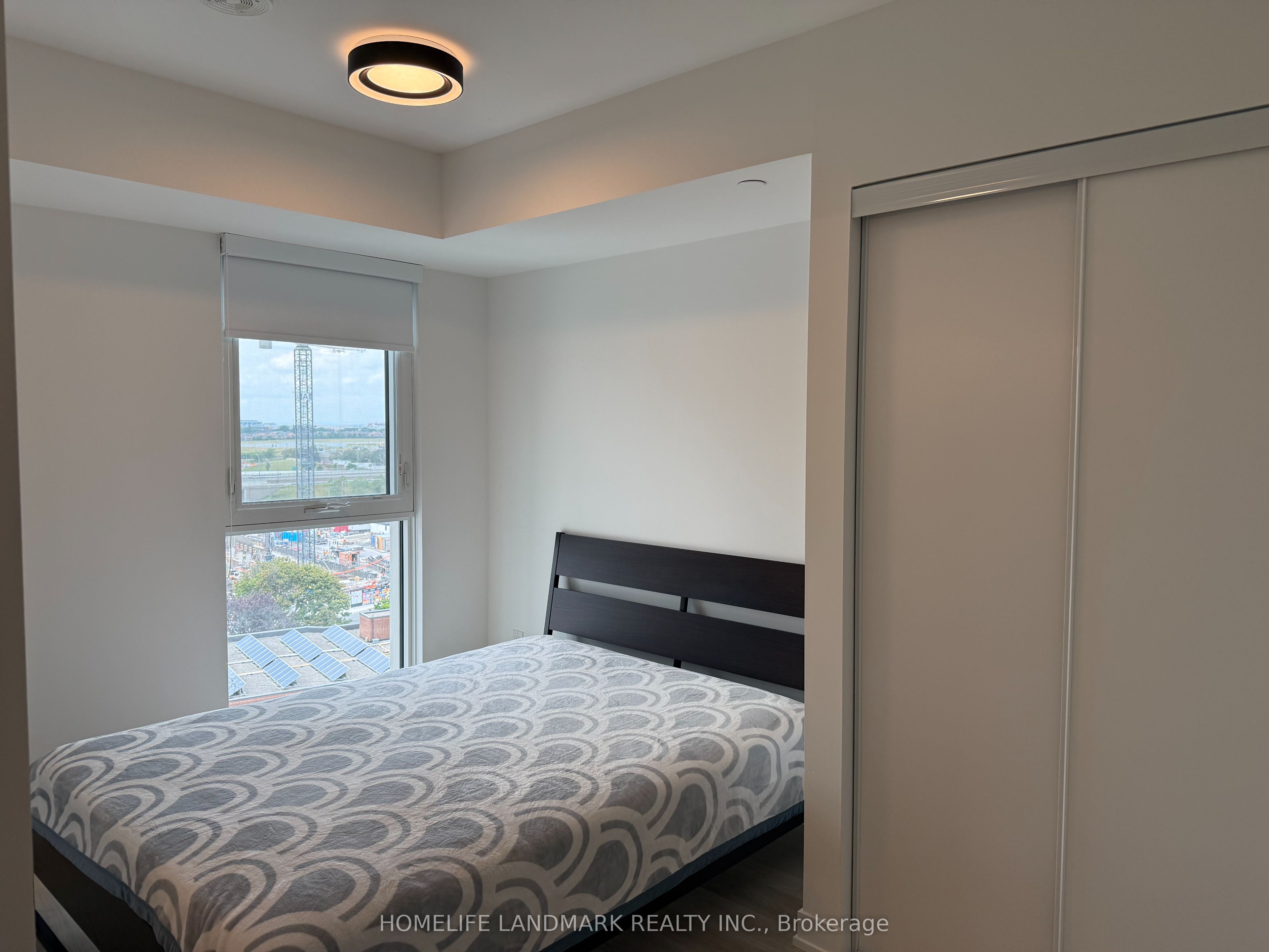 500 Wilson Avenue 1023, Toronto, ON M3H 0E5 photo 2