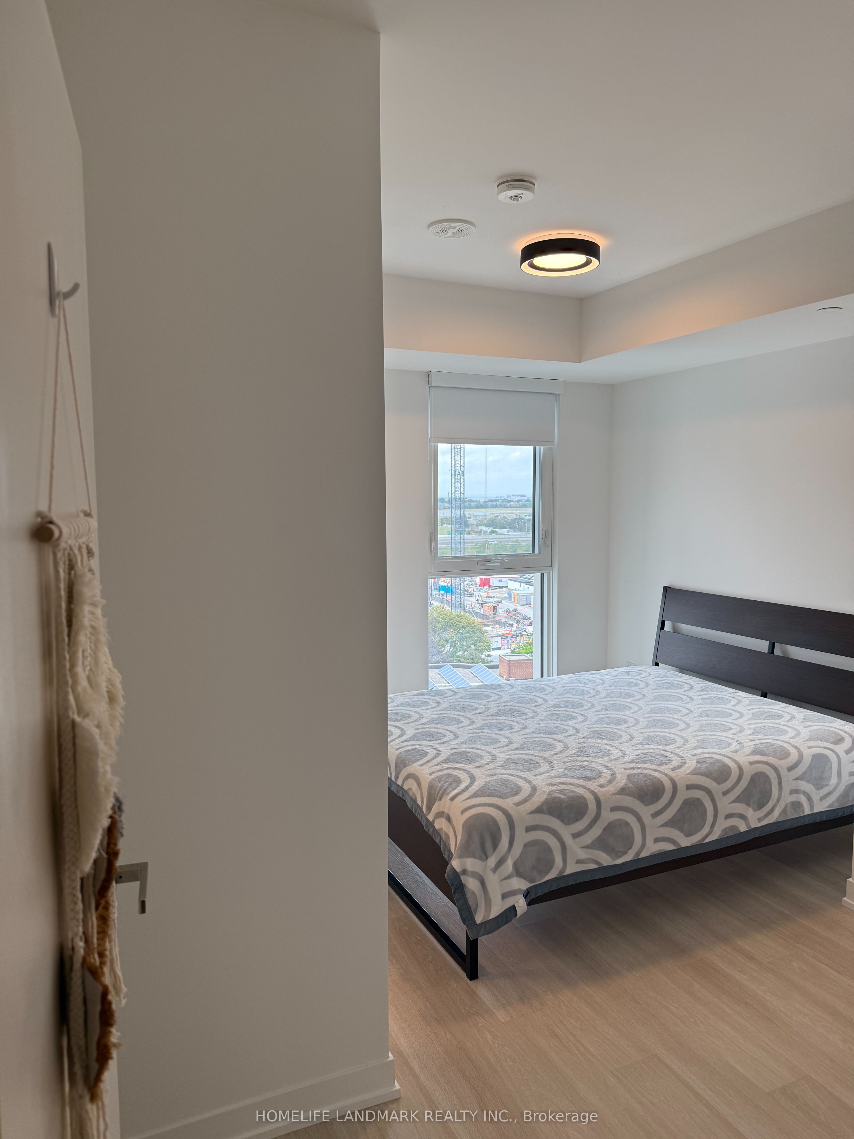 500 Wilson Avenue 1023, Toronto, ON M3H 0E5 photo 3
