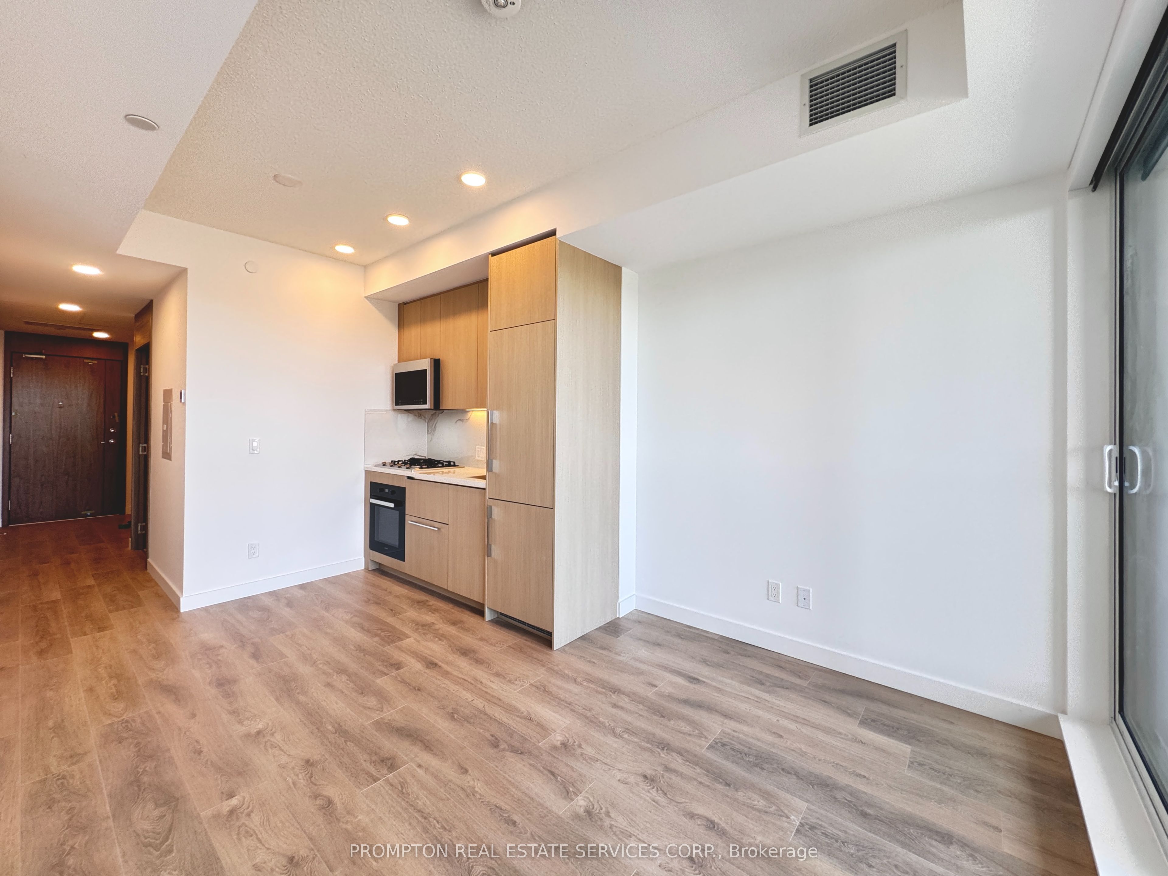 75 Billes Heights 2706, Toronto, ON M2K 0J8 photo 2