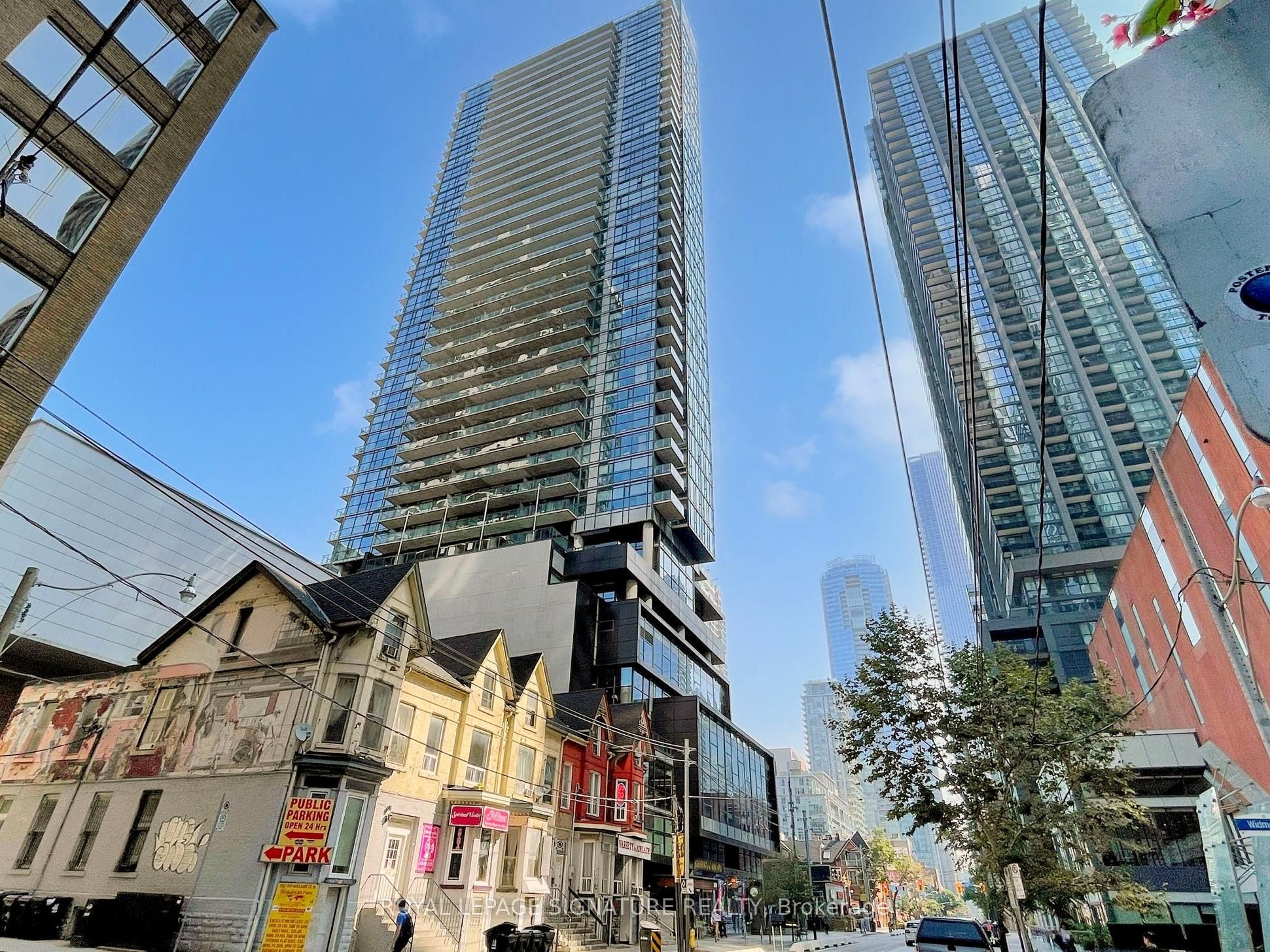 290 Adelaide Street W 2601, Toronto, ON M5V 1P6