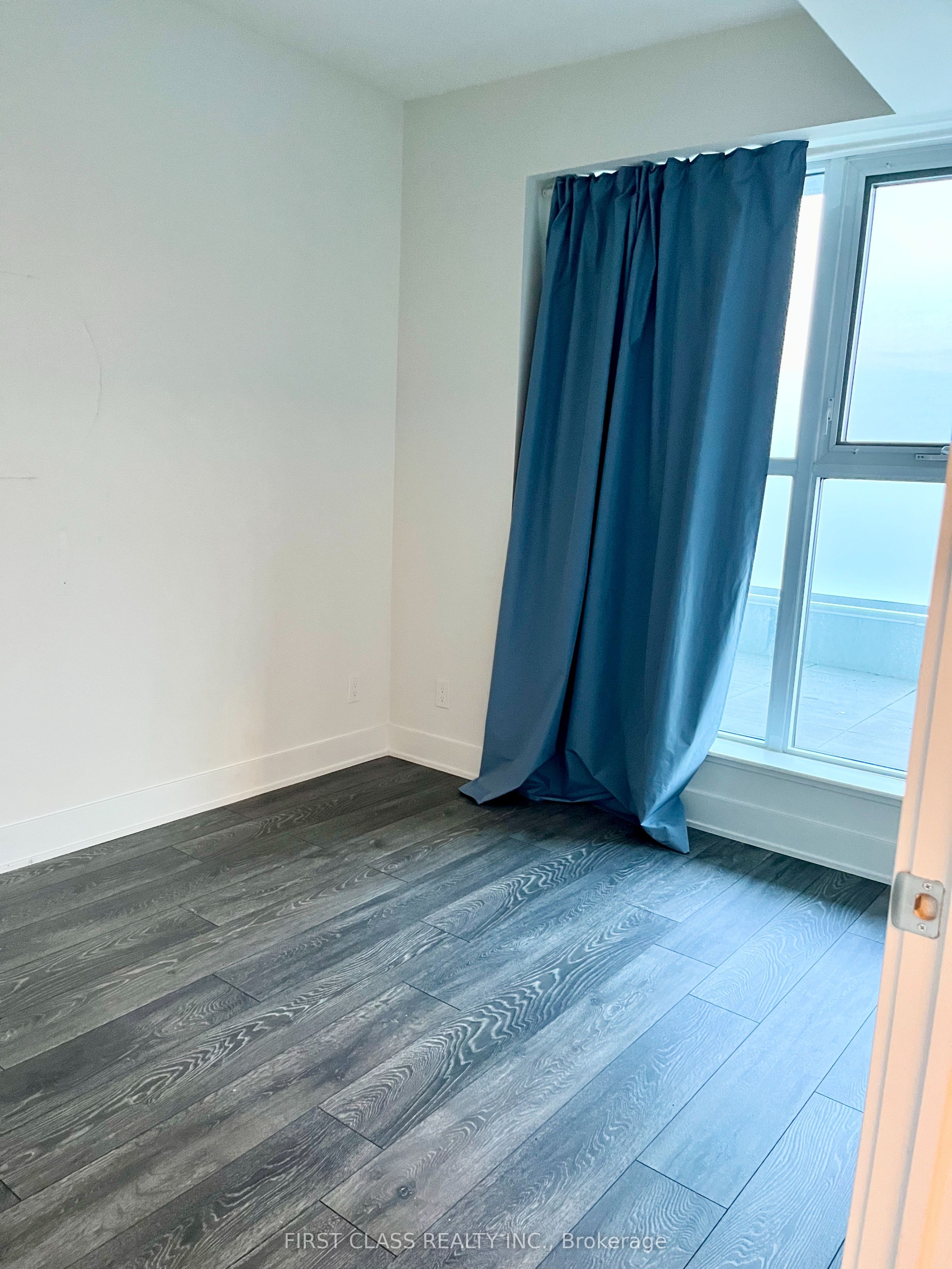 188 Fairview Mall Drive 620, Toronto, ON M2J 0H7 photo 5