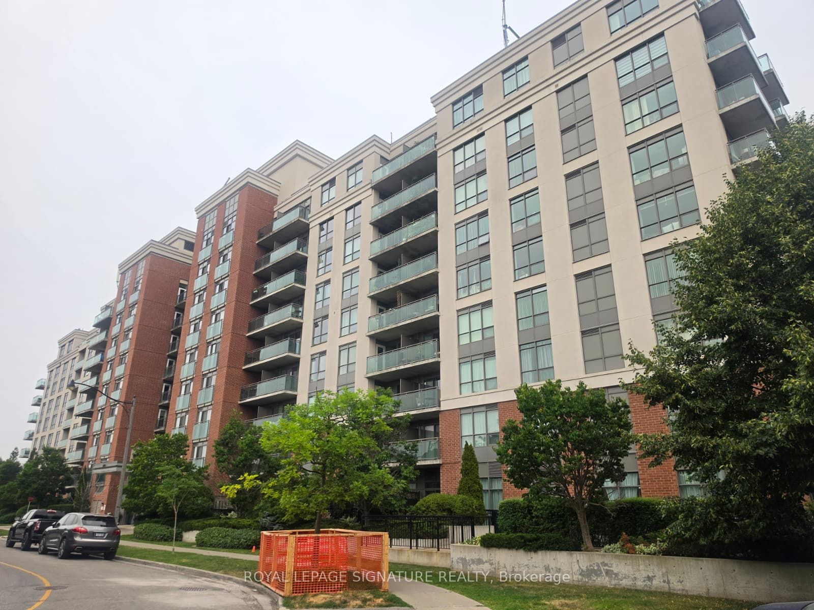 120 Dallimore Circle 504, Toronto, ON M3C 4J1 photo 5