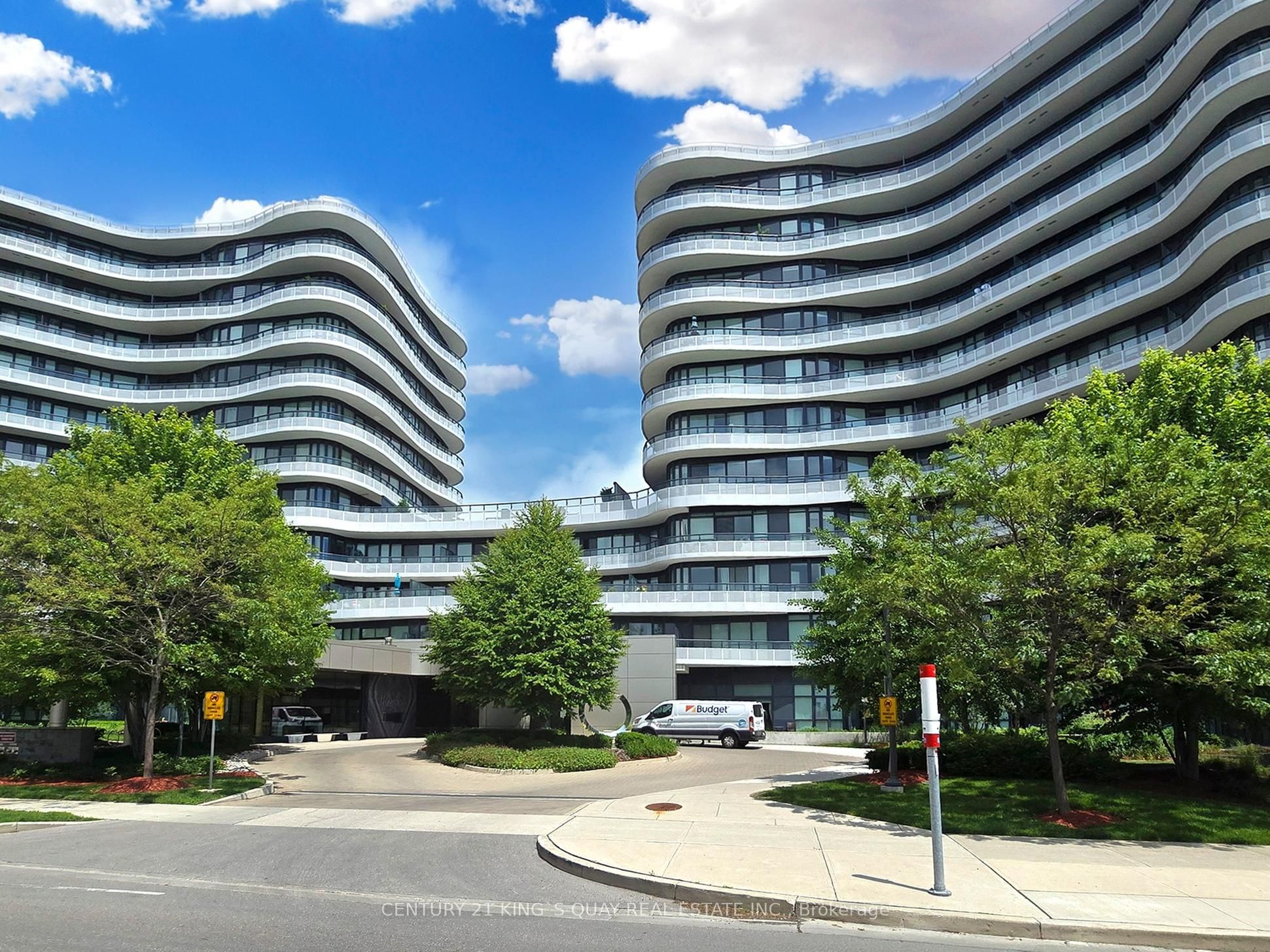 99 The Donway W 915, Toronto, ON M3C 0N8