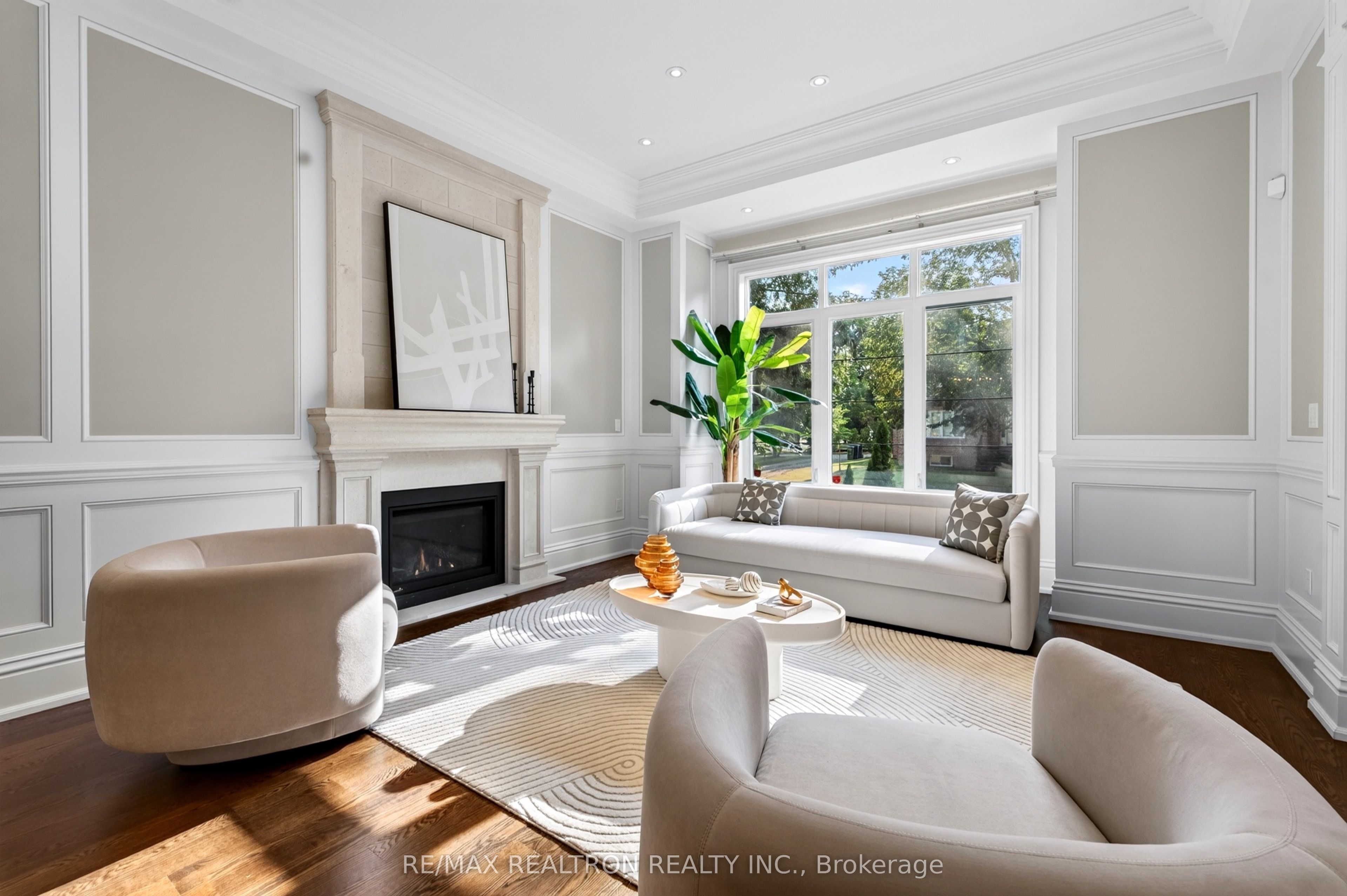 5 Lloydminster Crescent, Toronto, ON M2M 2R9 photo 4