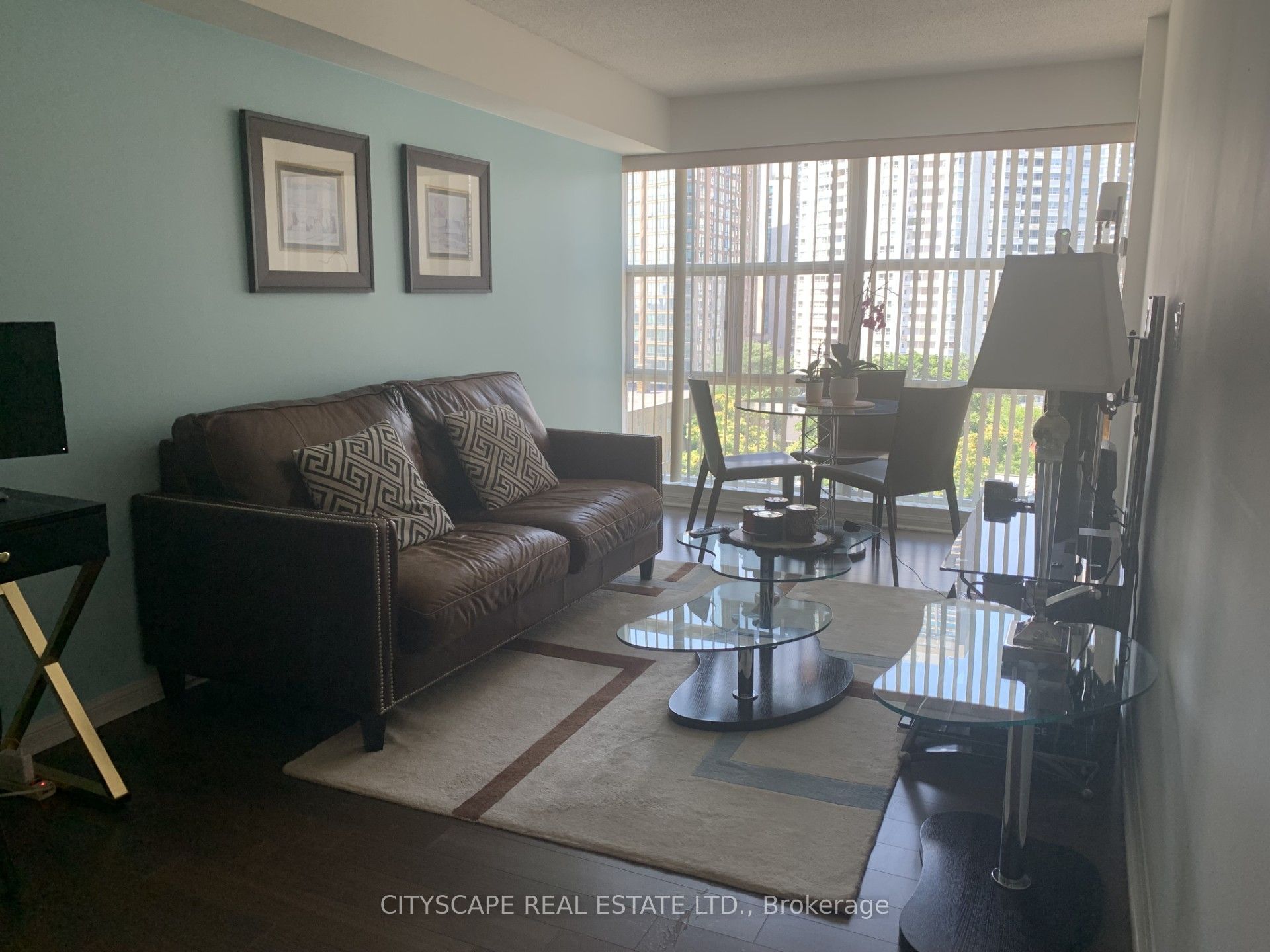 11 St Joseph Street 1210, Toronto, ON M4Y 1J8
