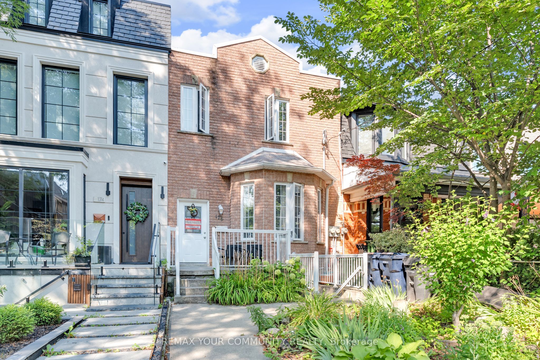176 Lisgar Street W Bsmt, Toronto, ON M6J 3G3