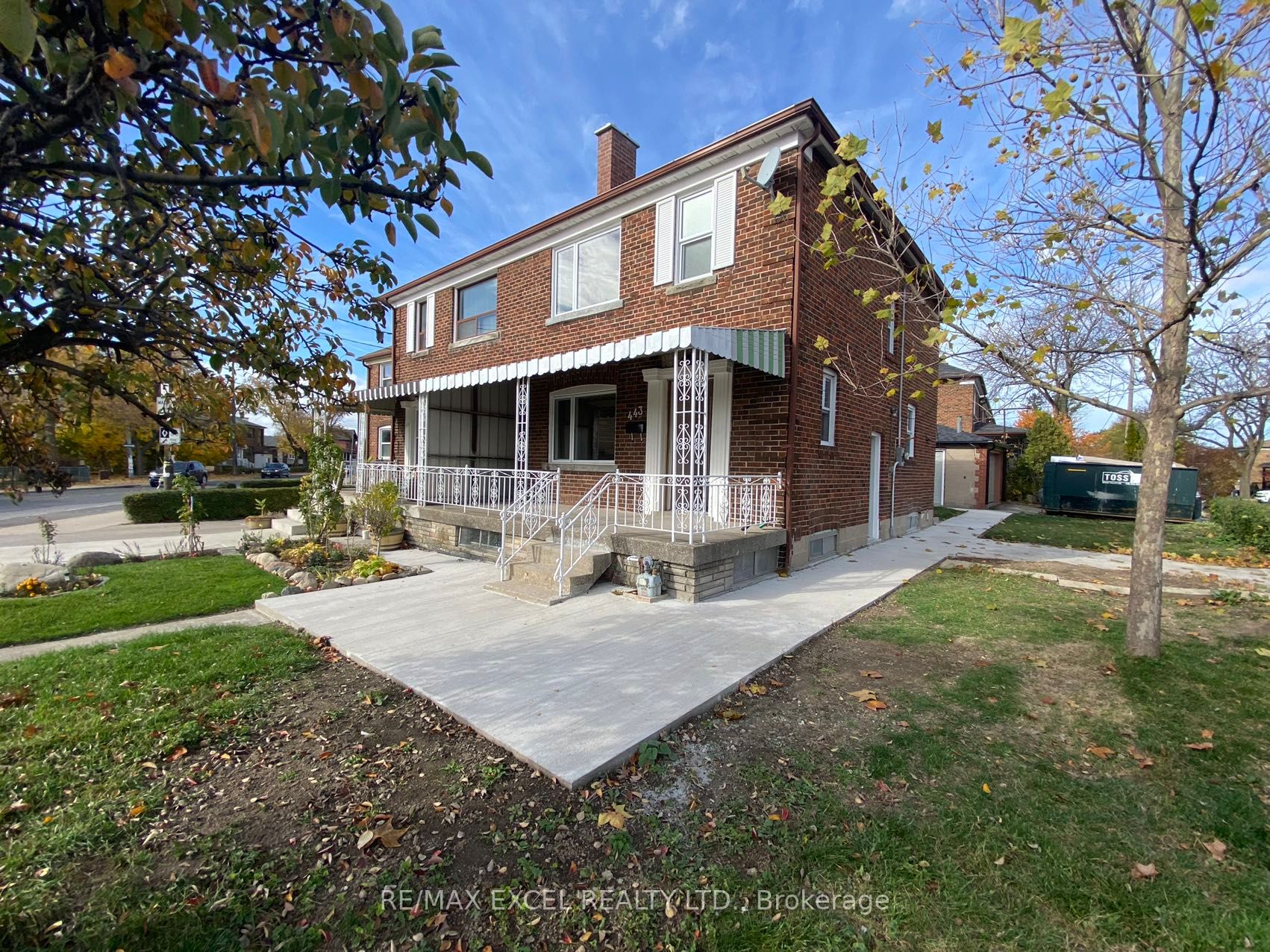 443 Vaughan Road, Toronto, ON M6C 2P4 photo 3